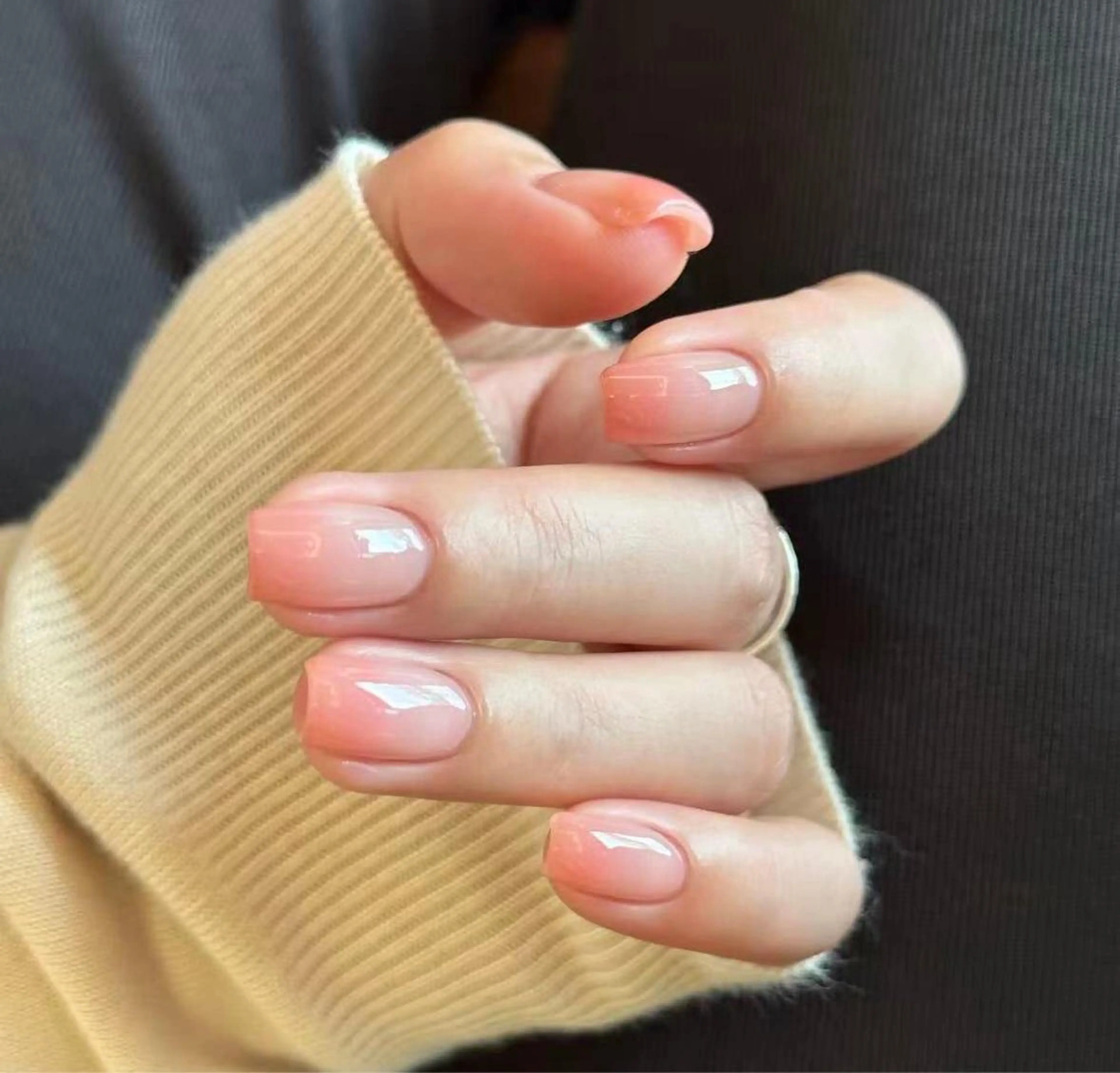 ネイル オーロラネイル フラワーネイル フットネイル フレンチネイル ジェルネイル ハンドネイル ハンドケア BabyYouMi nailのネイルデザイン