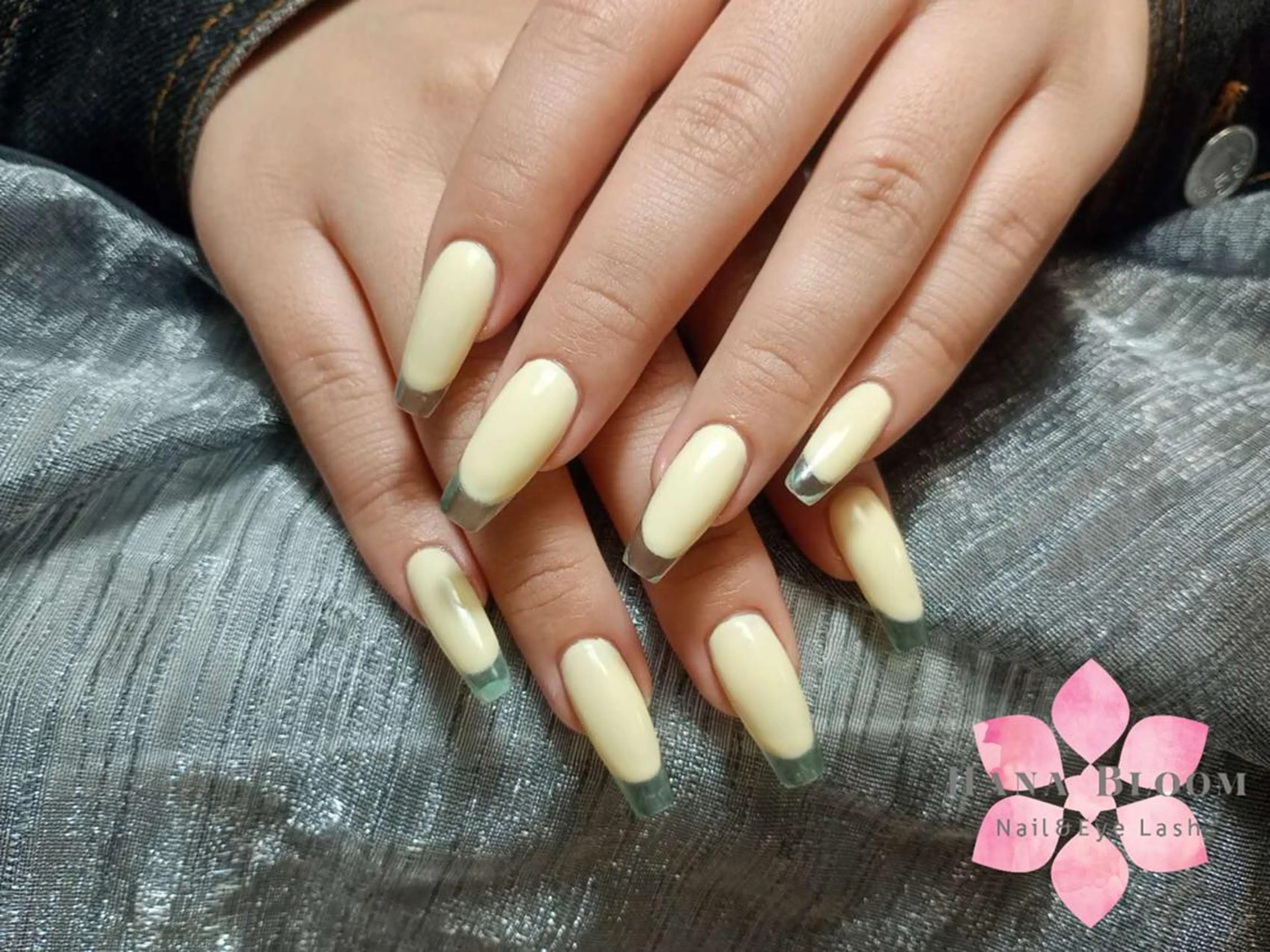 ネイル ガーリー 韓国ネイル ロングネイル 持ち込み リボン ハンドネイル ハンドケア Hana Bloom Nail💜Akiのネイルデザイン