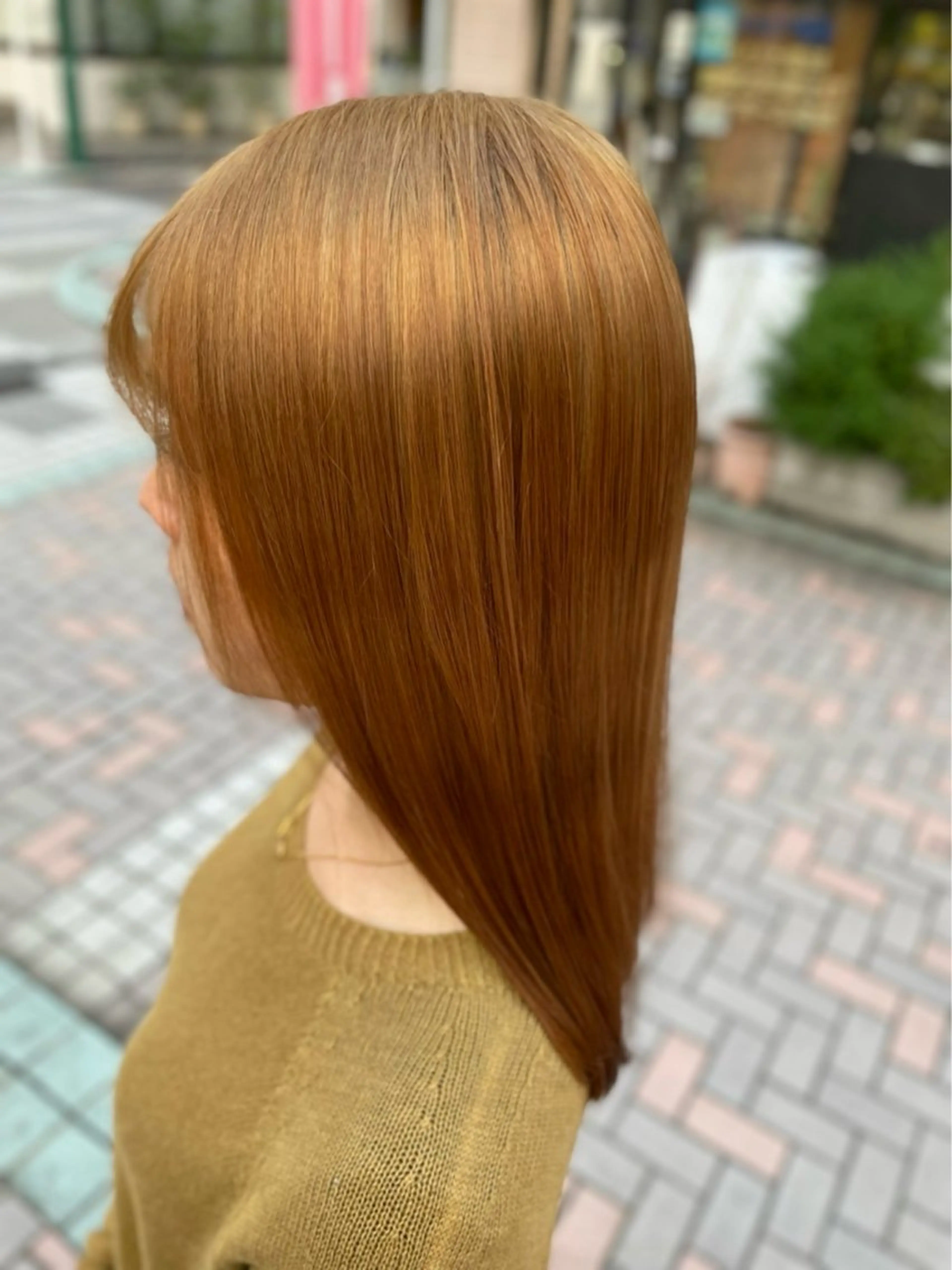 カラー ブリーチ ハイトーンカラー 児玉 進之助のヘアスタイル
