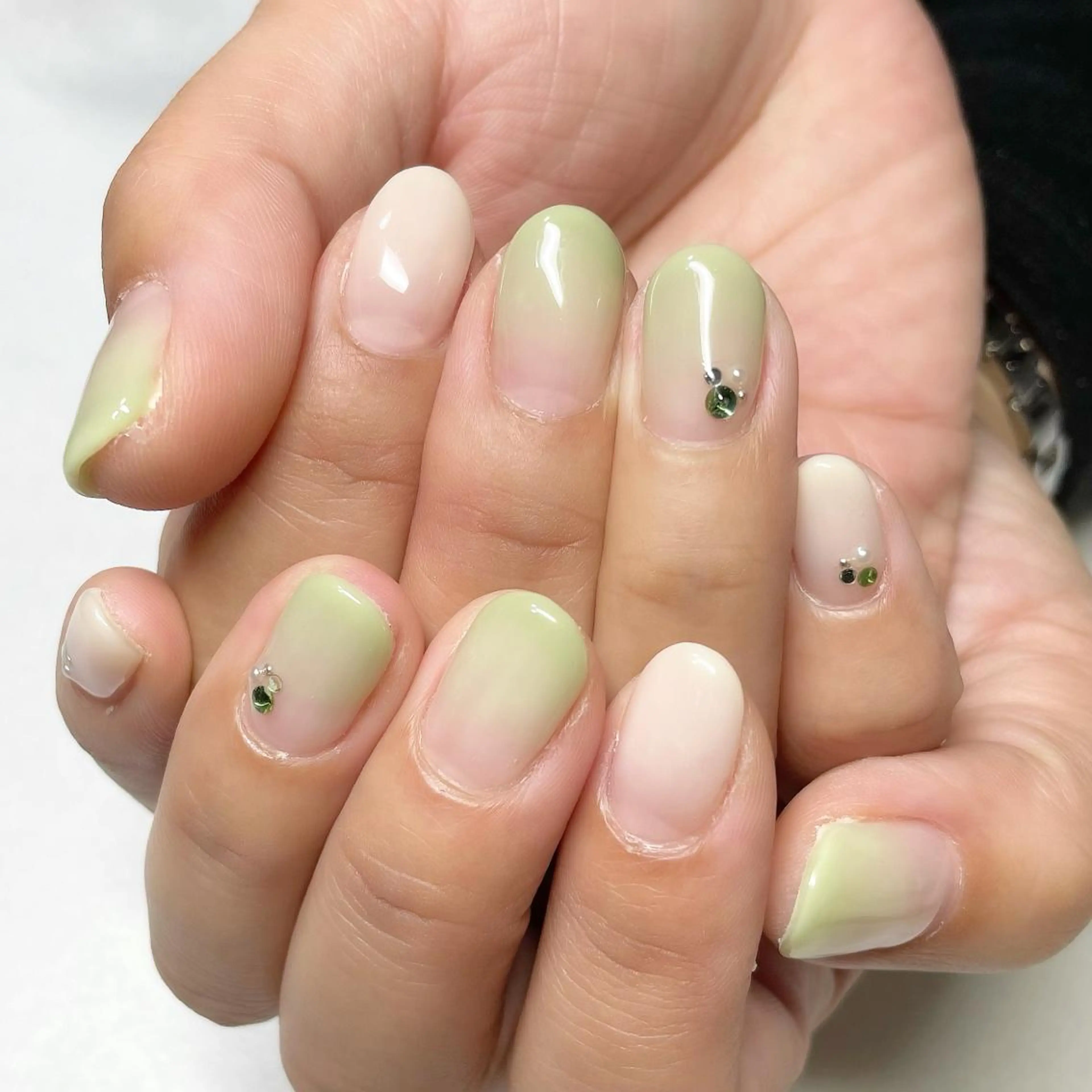 ネイル ジェルネイル シンプルネイル 東 千夏のネイルデザイン