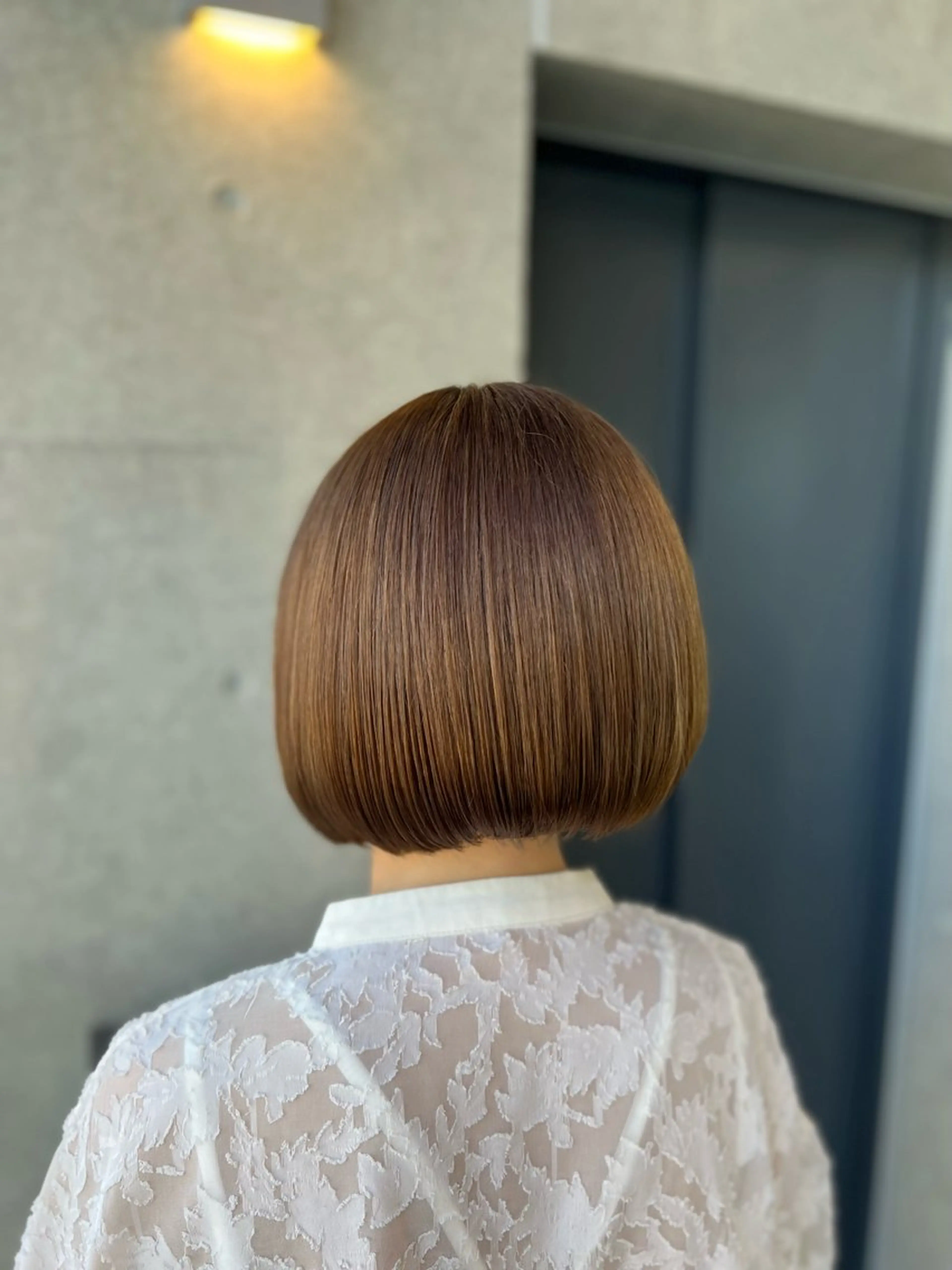 ショート カラー ベージュカラー ブリーチ ハイトーンカラー エクステ ヘアカラー 吉野 瑳桜のヘアスタイル