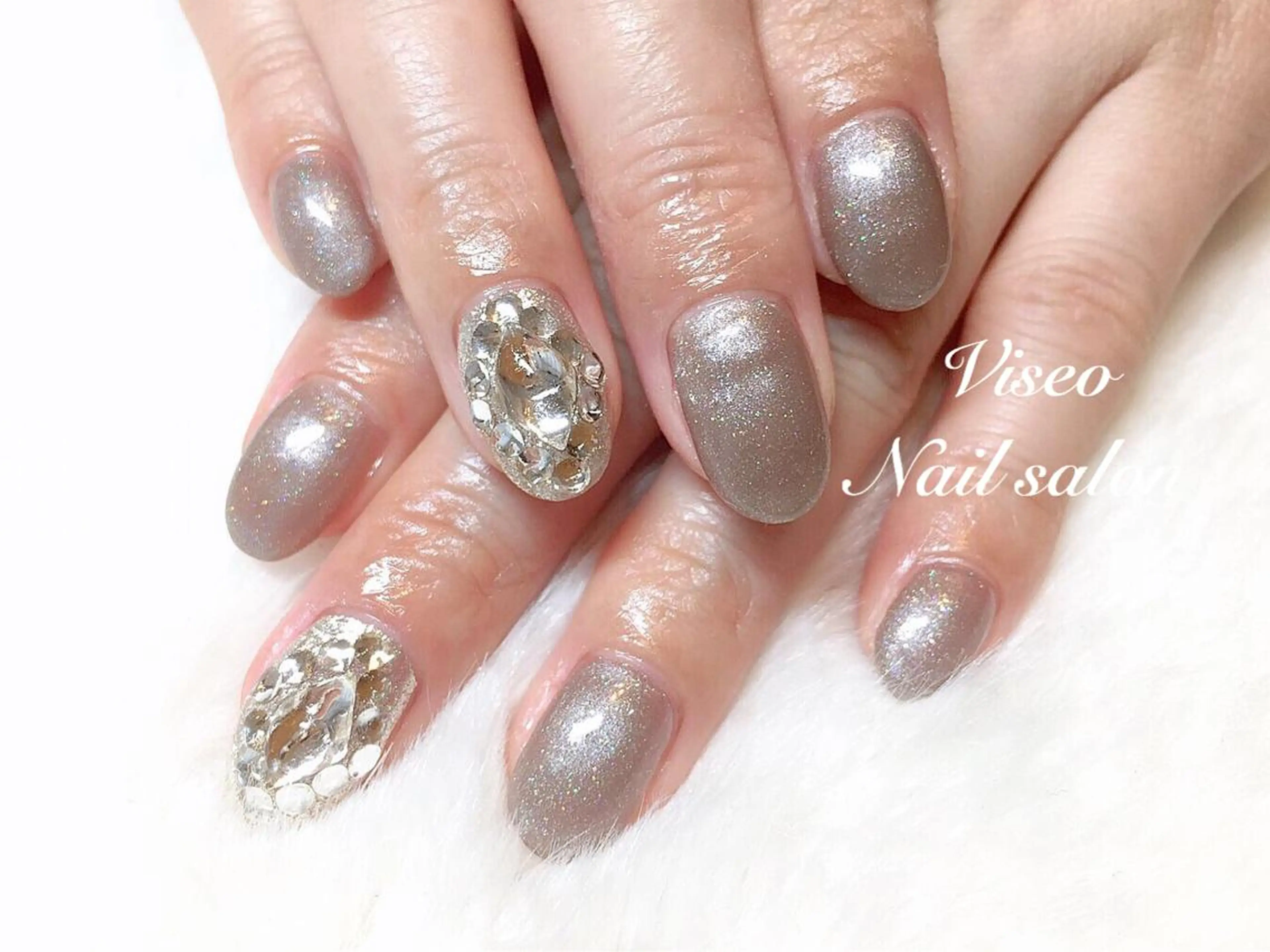 ネイル Viseo《6週間 長持ちパラジェル》のネイルデザイン