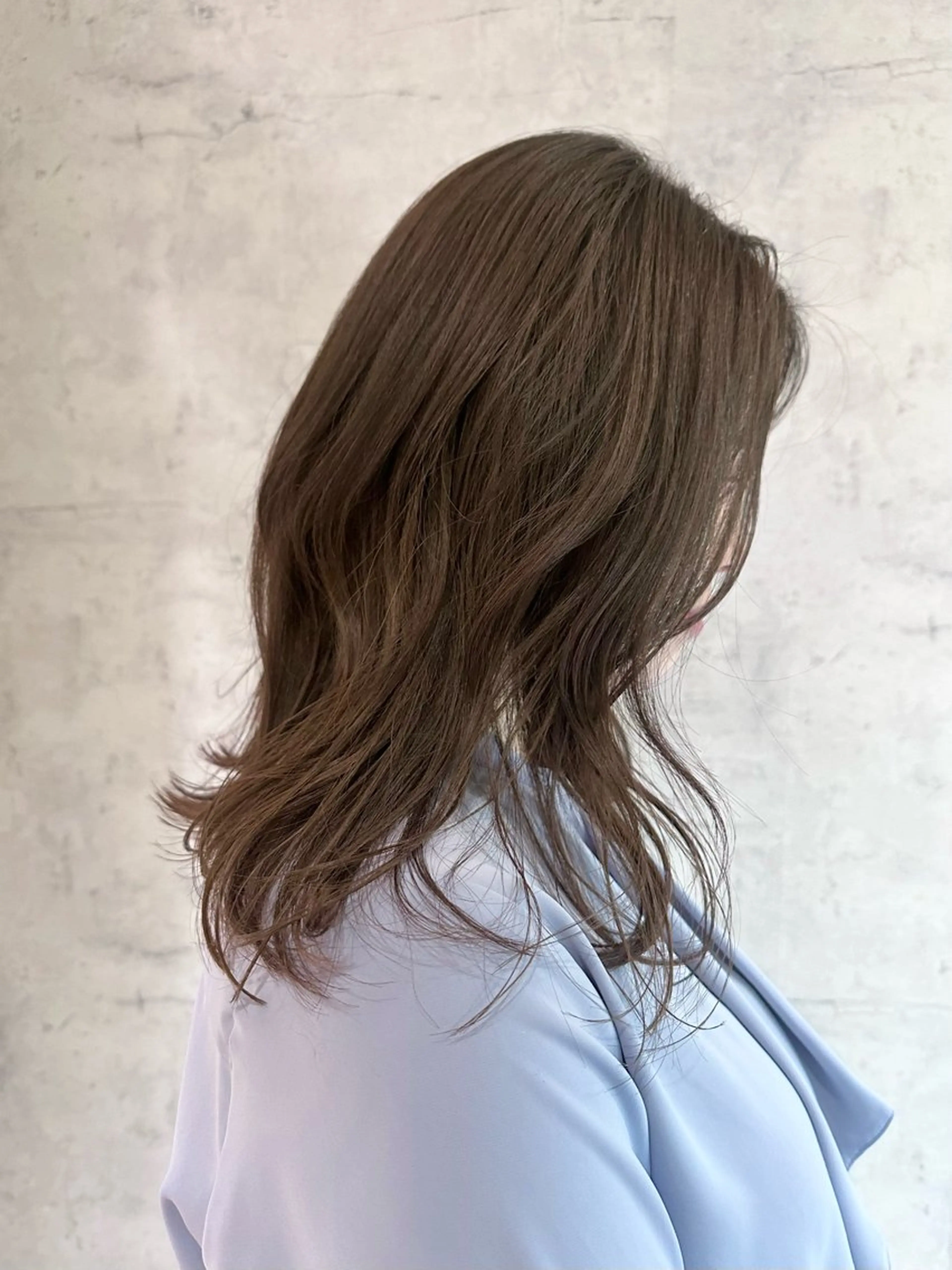 ミディアム アッシュ カット yukie🌷 /暖色🍒梅田サロンのヘアスタイル