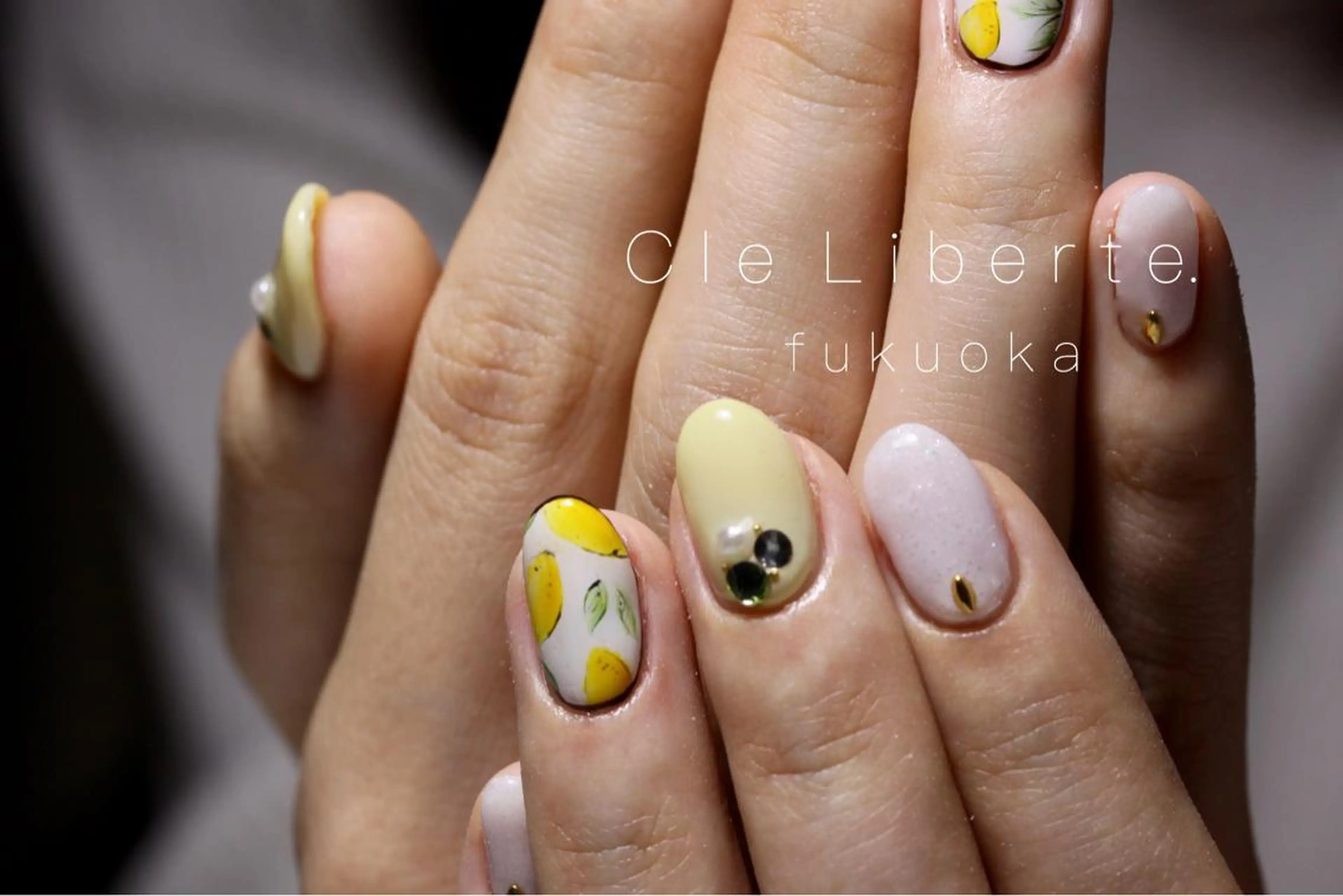 ネイル Elio 国泰寺のネイルデザイン