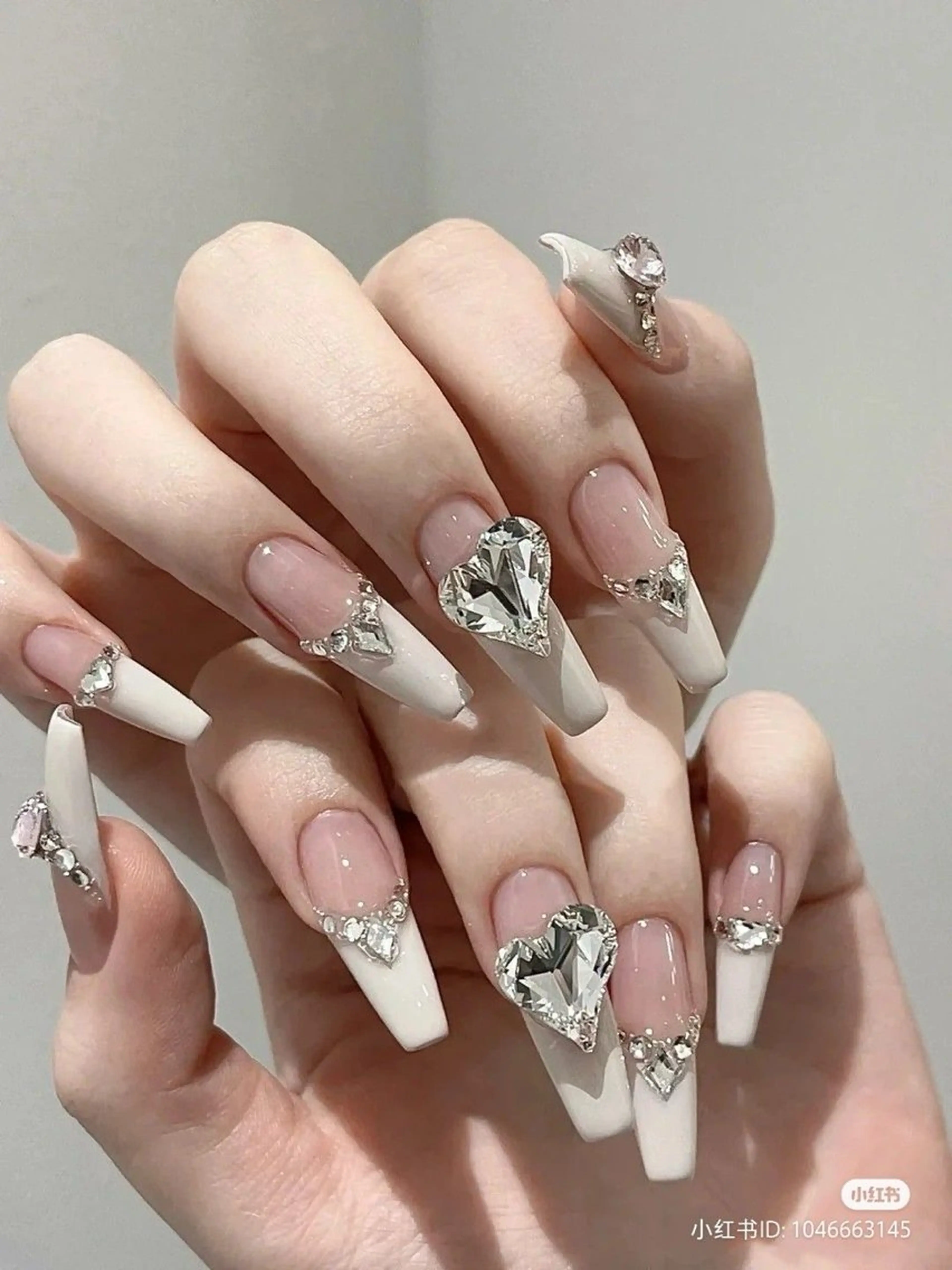 ネイル キラキラネイル ハンドネイル HARA Nailsのネイルデザイン