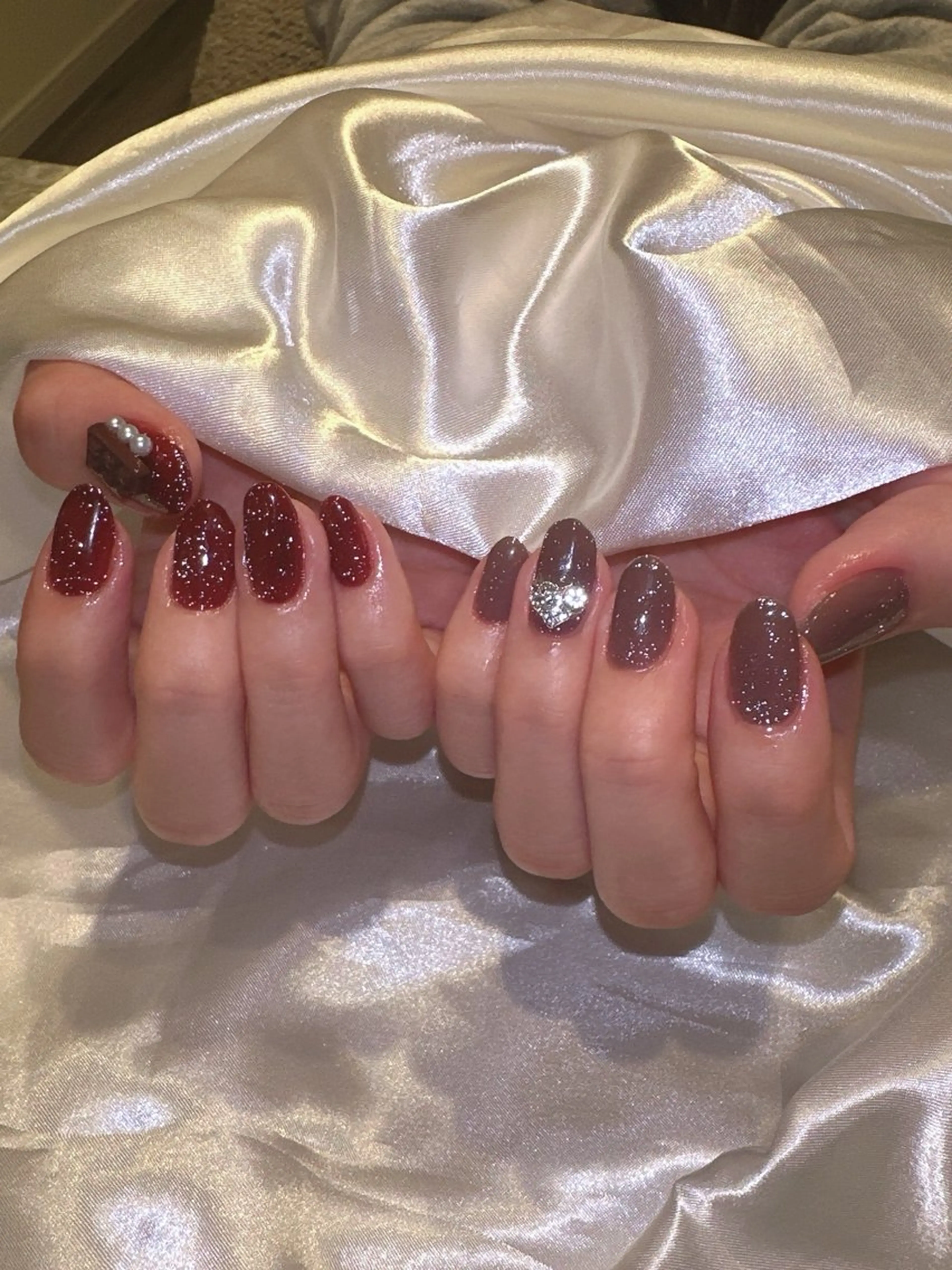 ネイル フラッシュネイル マグネットネイル ニュアンスネイル シンプルネイル バレンタイン ハンドネイル at Nailのネイルデザイン