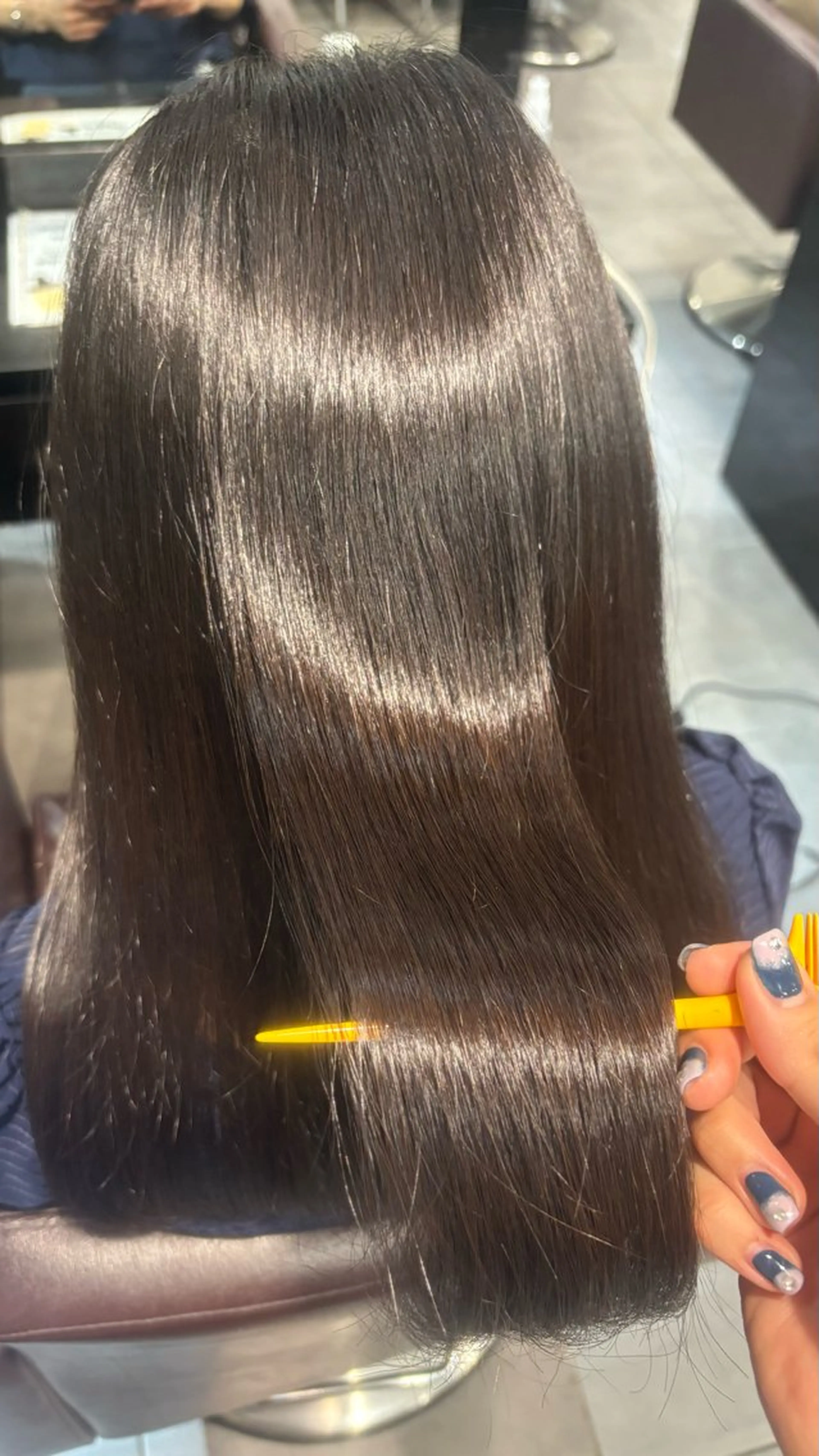 ロング 山本 菜々子のヘアスタイル