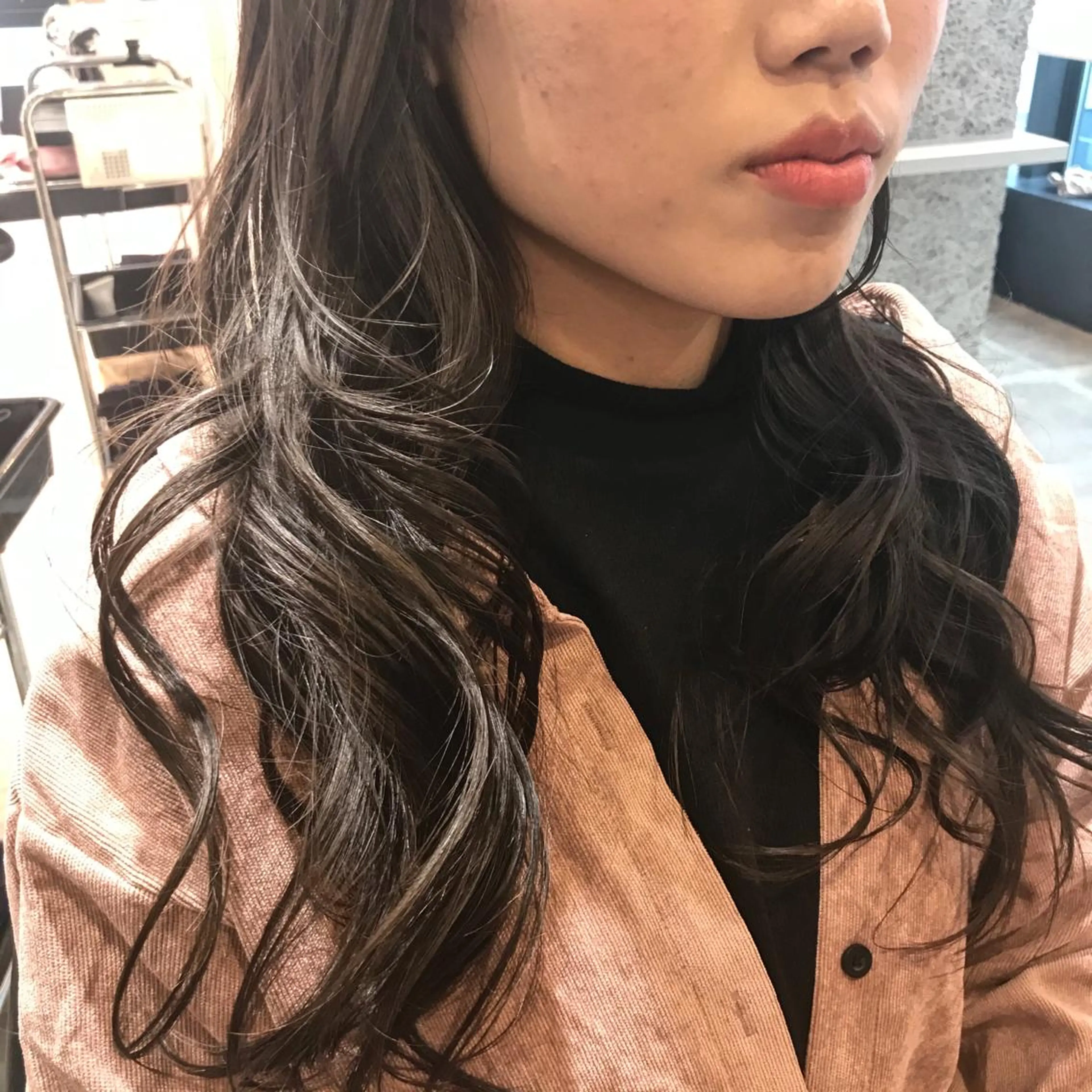 セミロング 所渉/韓国レイヤー /ウルフカットのヘアスタイル