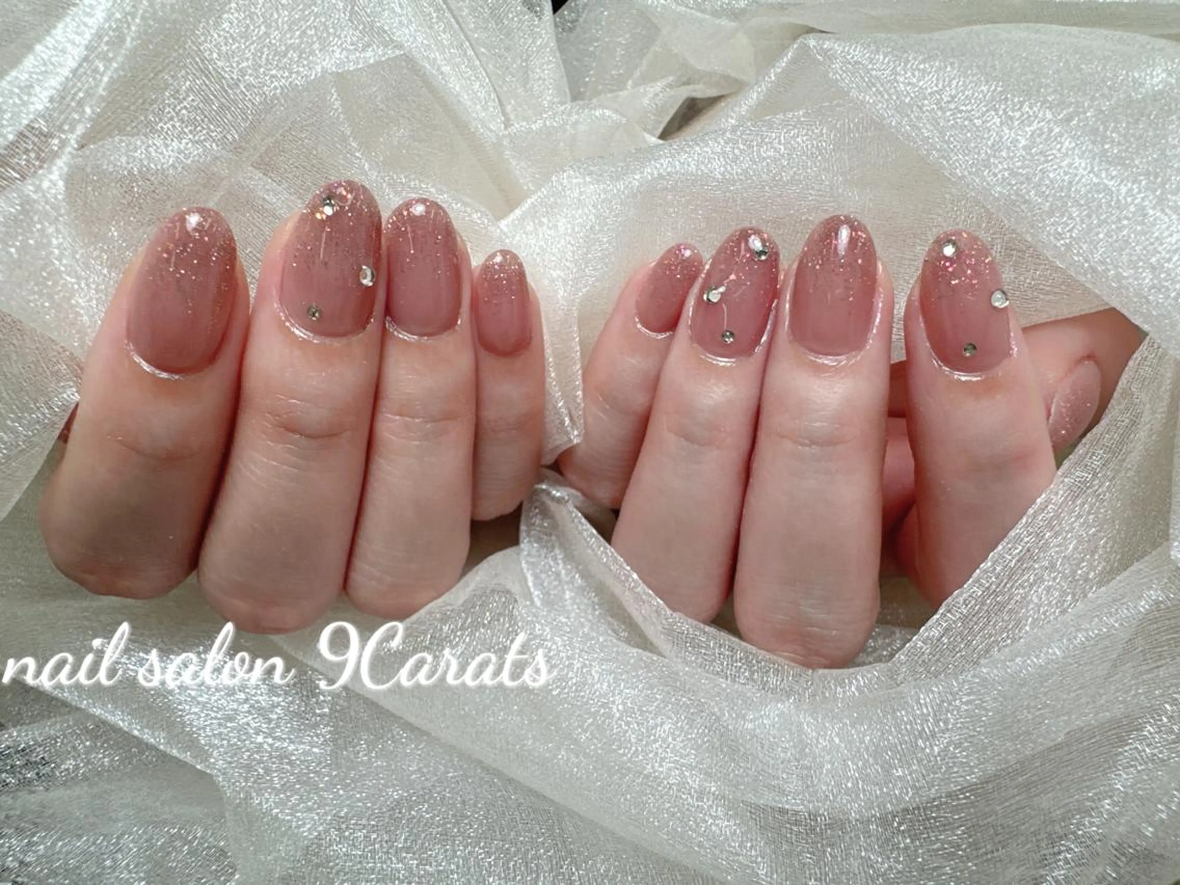 ネイル ハンドネイル ネイルサロン 9Carats神田のネイルデザイン