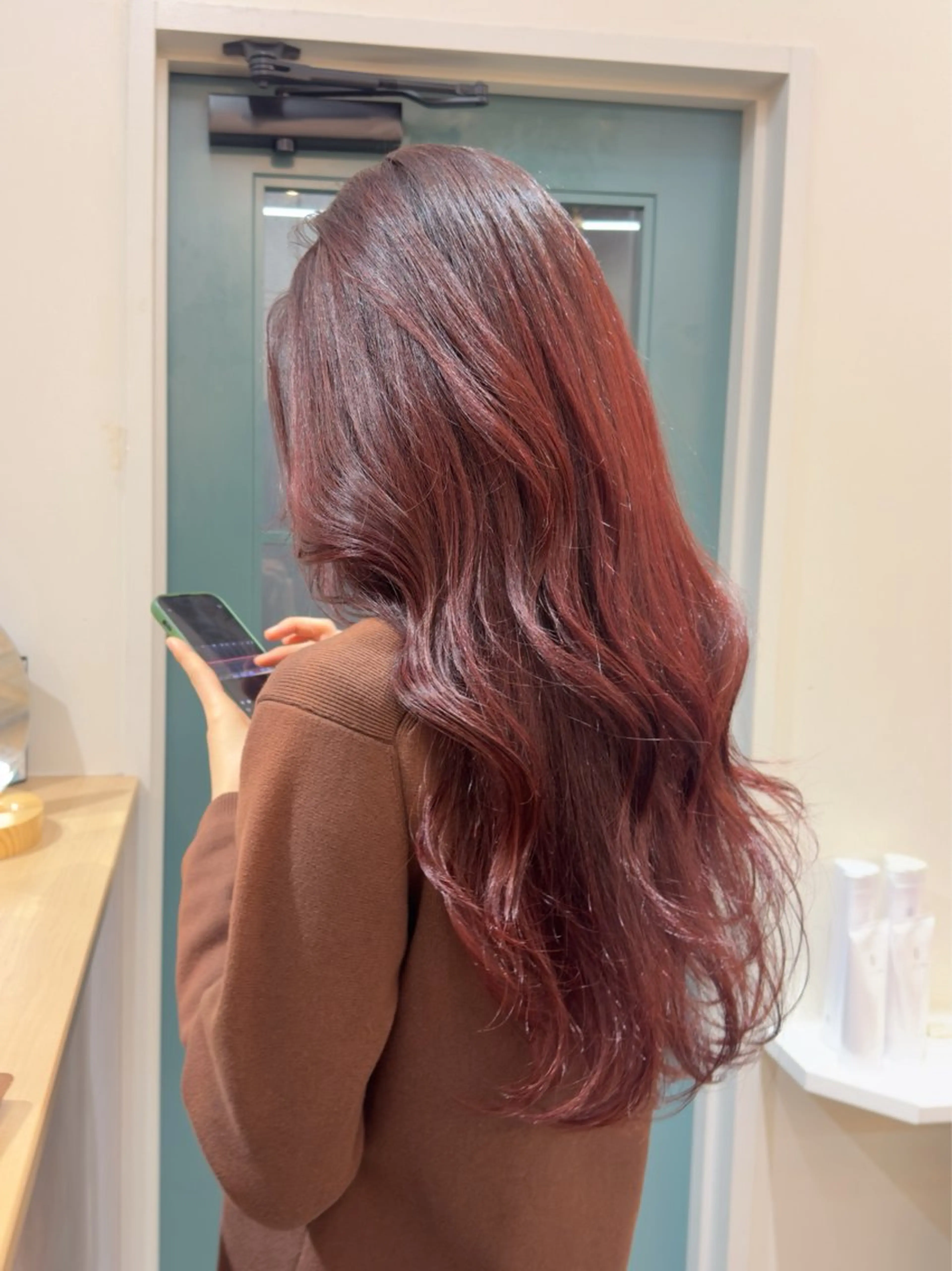 ロング カラー ヘアカラー レイヤー/顔周り /いいぬまみかのヘアスタイル