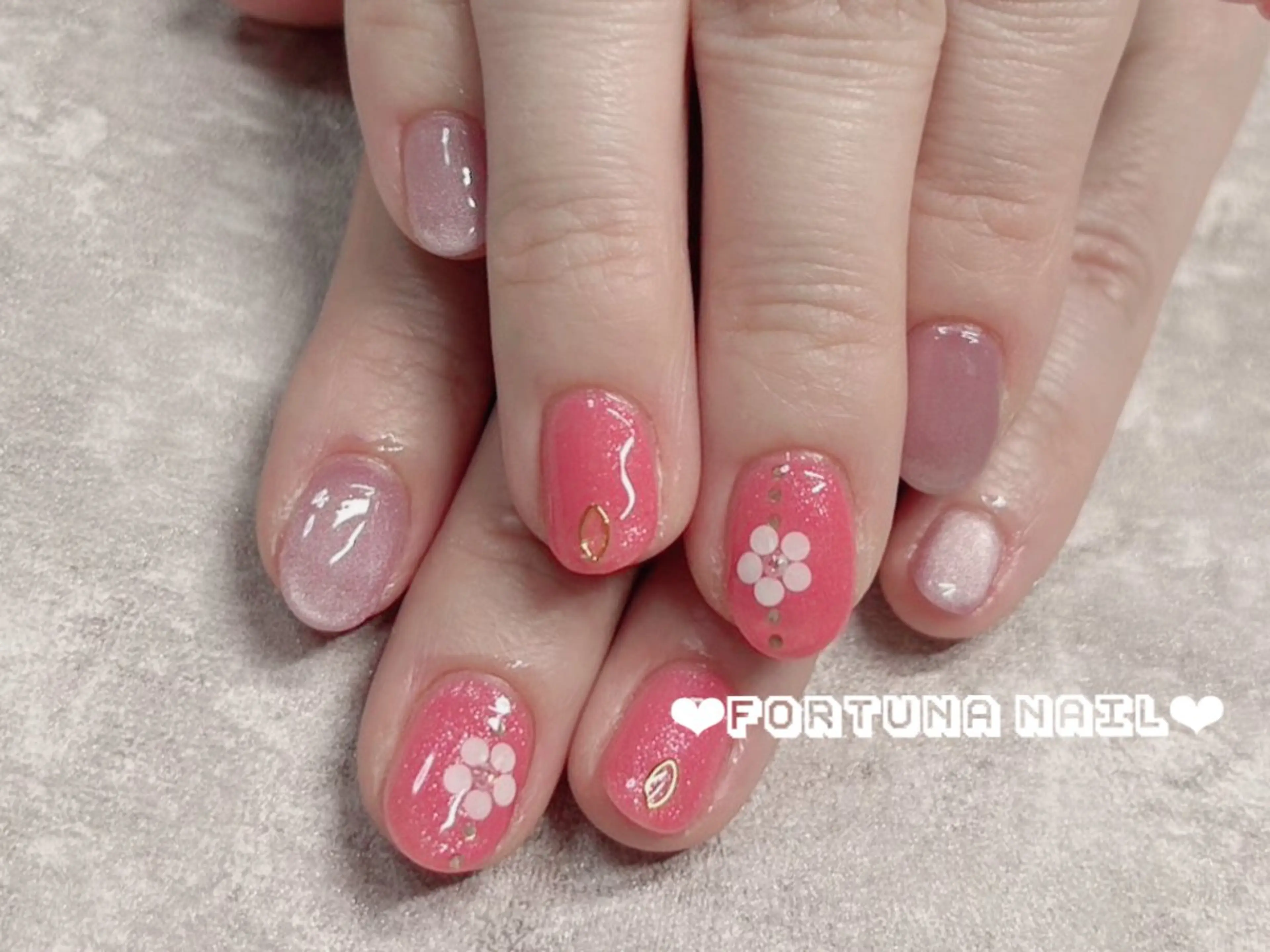 ネイル ハンドネイル ハンドケア Nail •Head スパFortunaのネイルデザイン