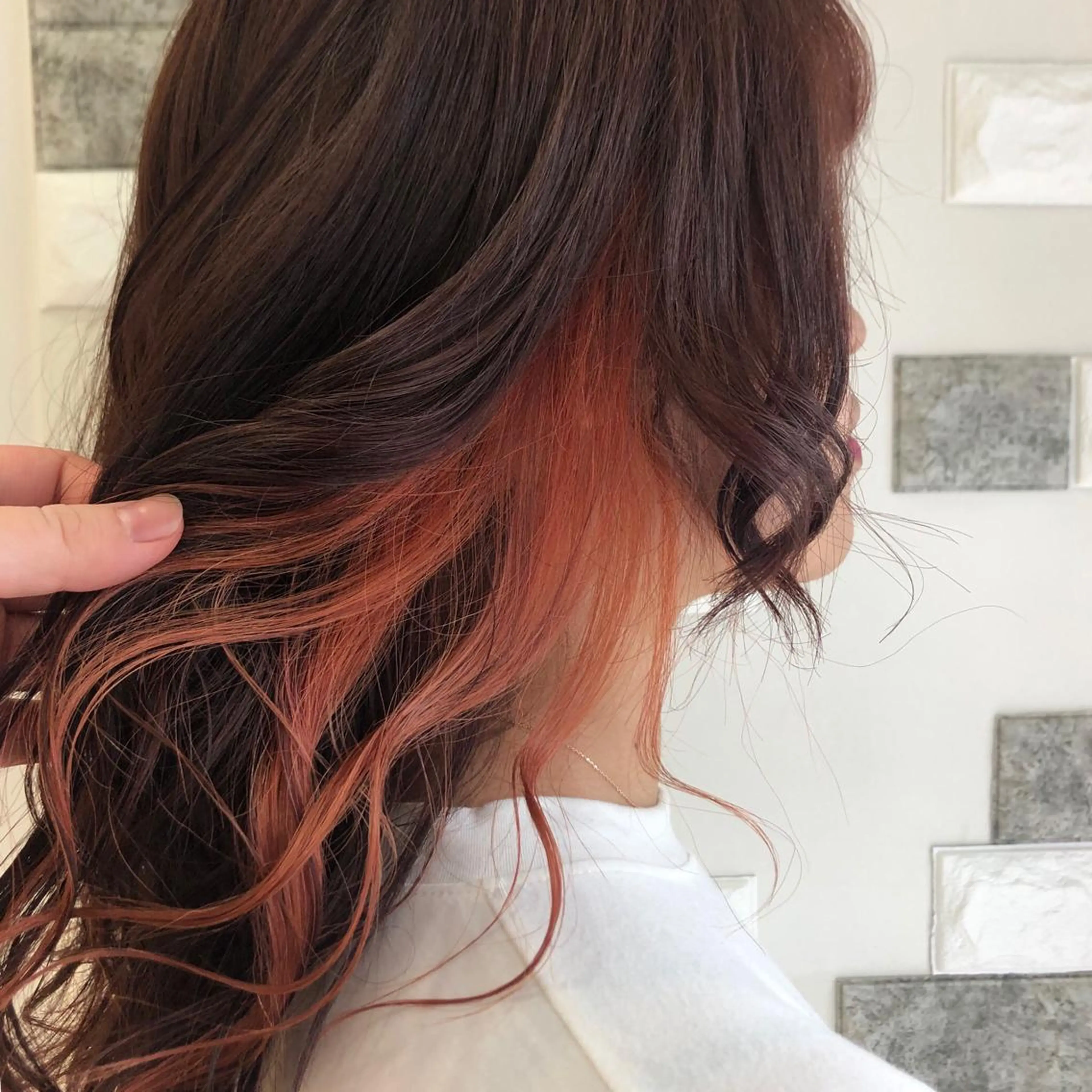 セミロング カラー オレンジ これた🧸ヘアメ職人 ♡髪質改善♡カラーのヘアスタイル