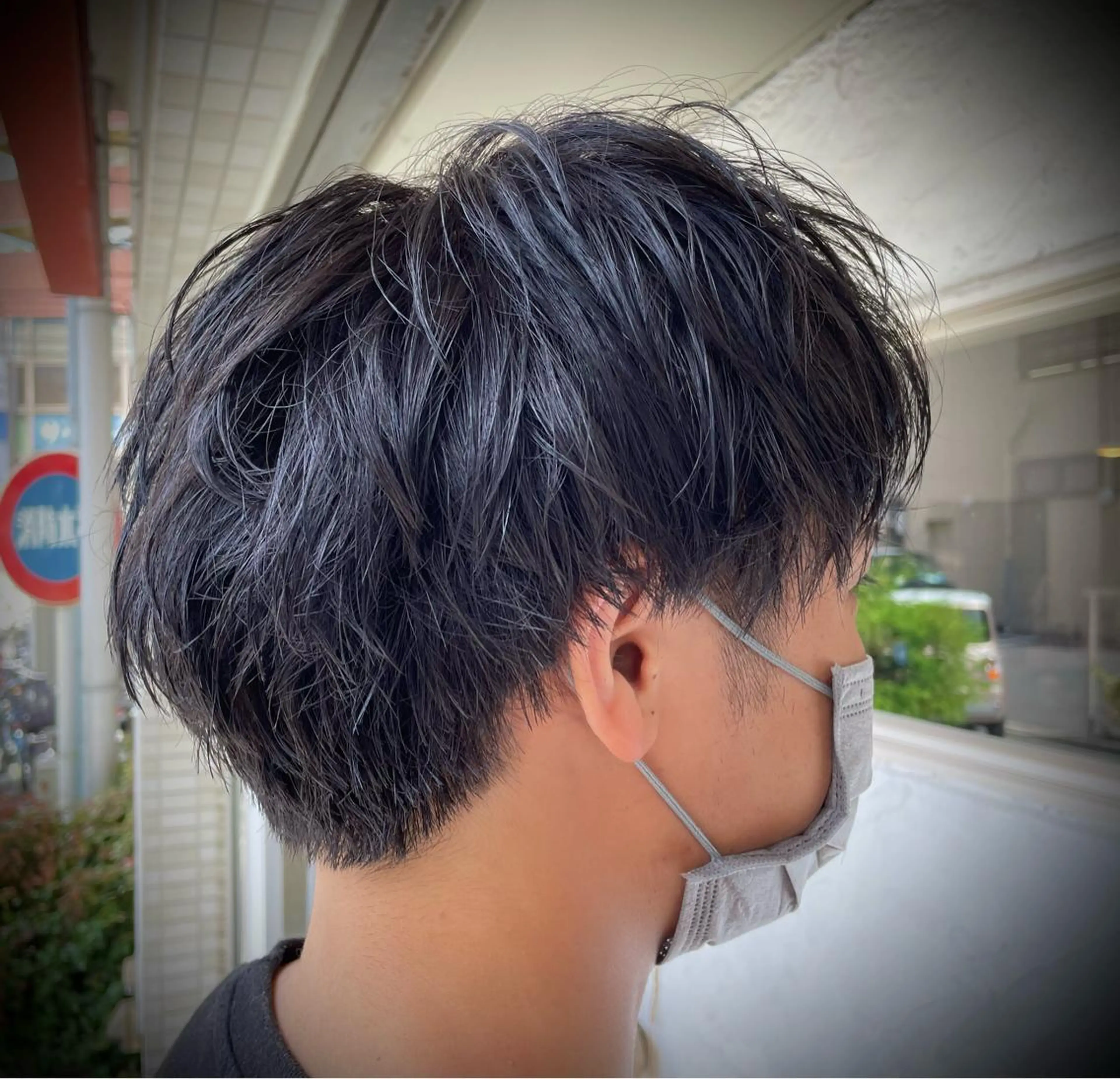 ショート カラー メンズ ツーブロック 黒髪 ブルーカラー ブルーブラック つや髪メニュー💎 ✧亜美︎✧我孫子駅のヘアスタイル