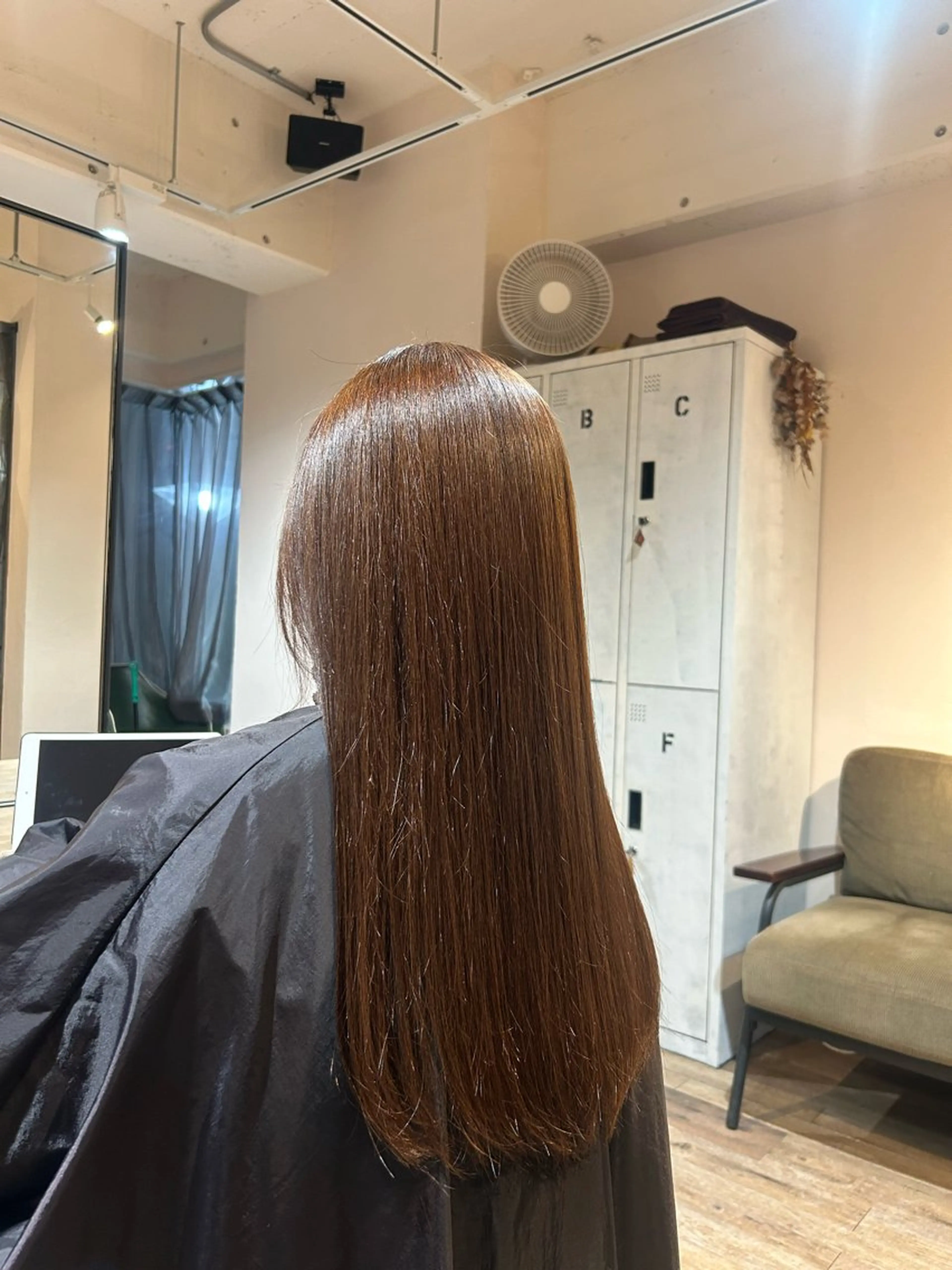 ロング e.m. マヒロのヘアスタイル