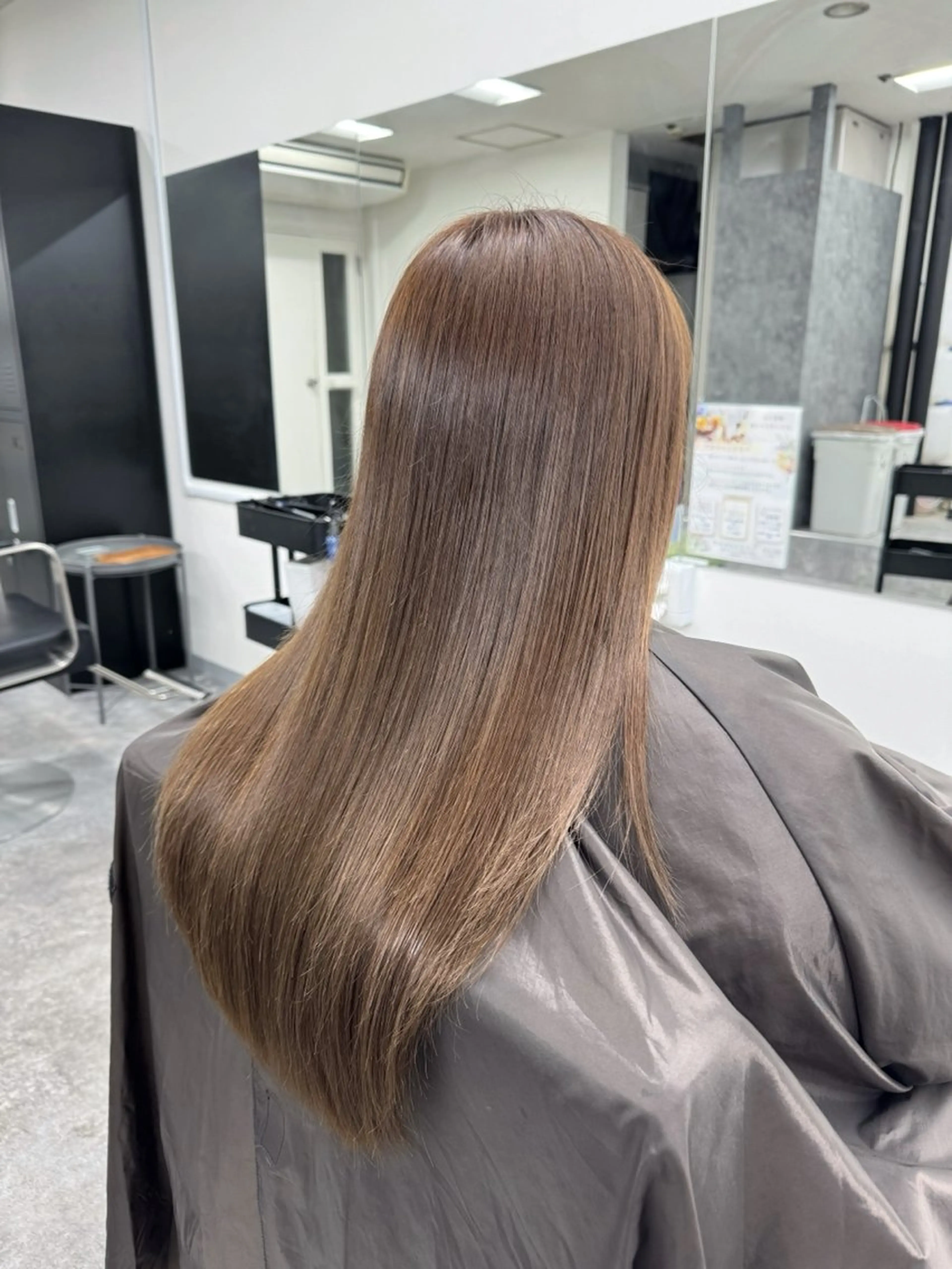 カラー ベージュカラー 透明感カラー 髪質改善メニュー 長井 美佐子のヘアスタイル