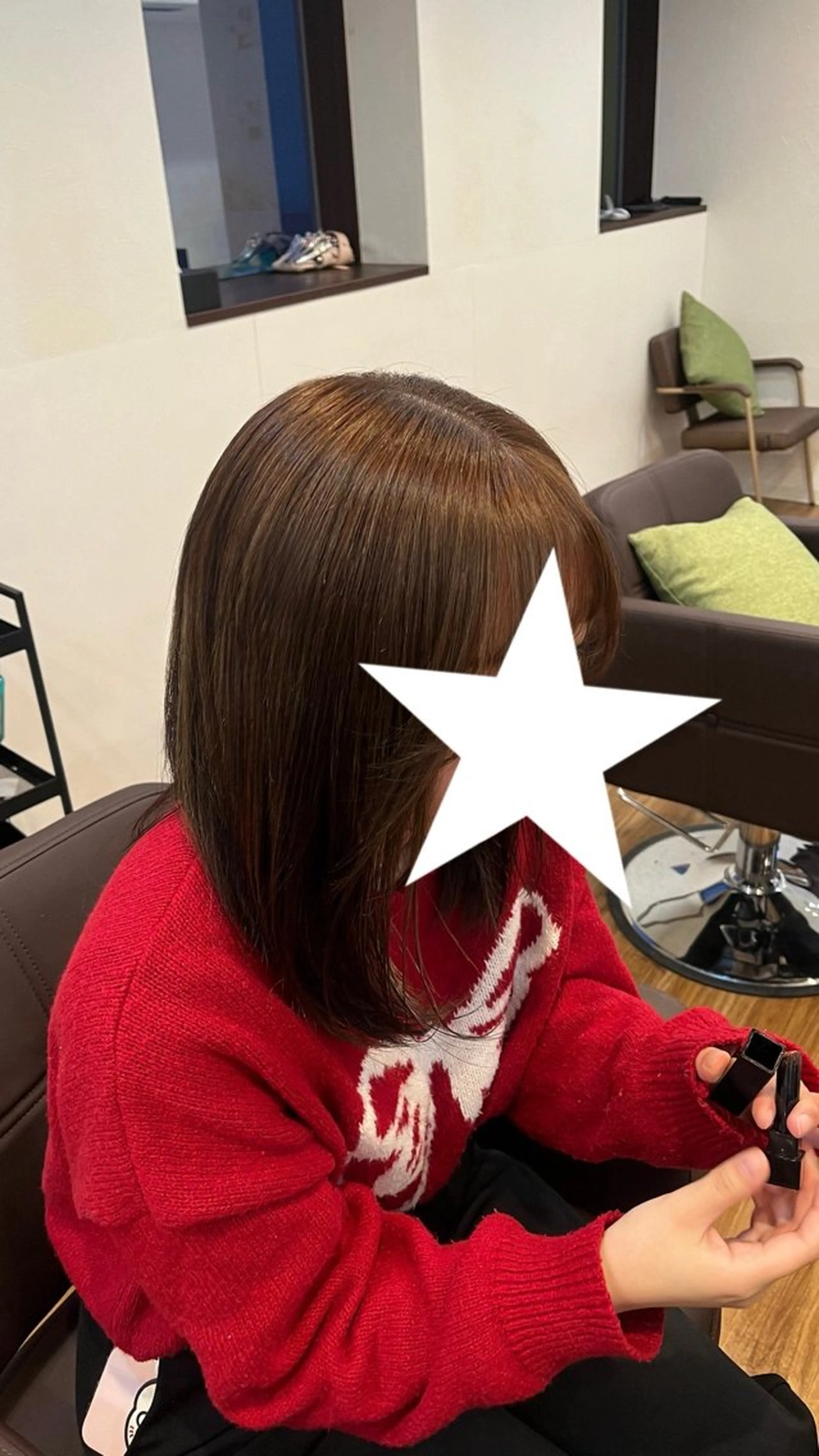 ミディアム 新倉 あかねのヘアスタイル