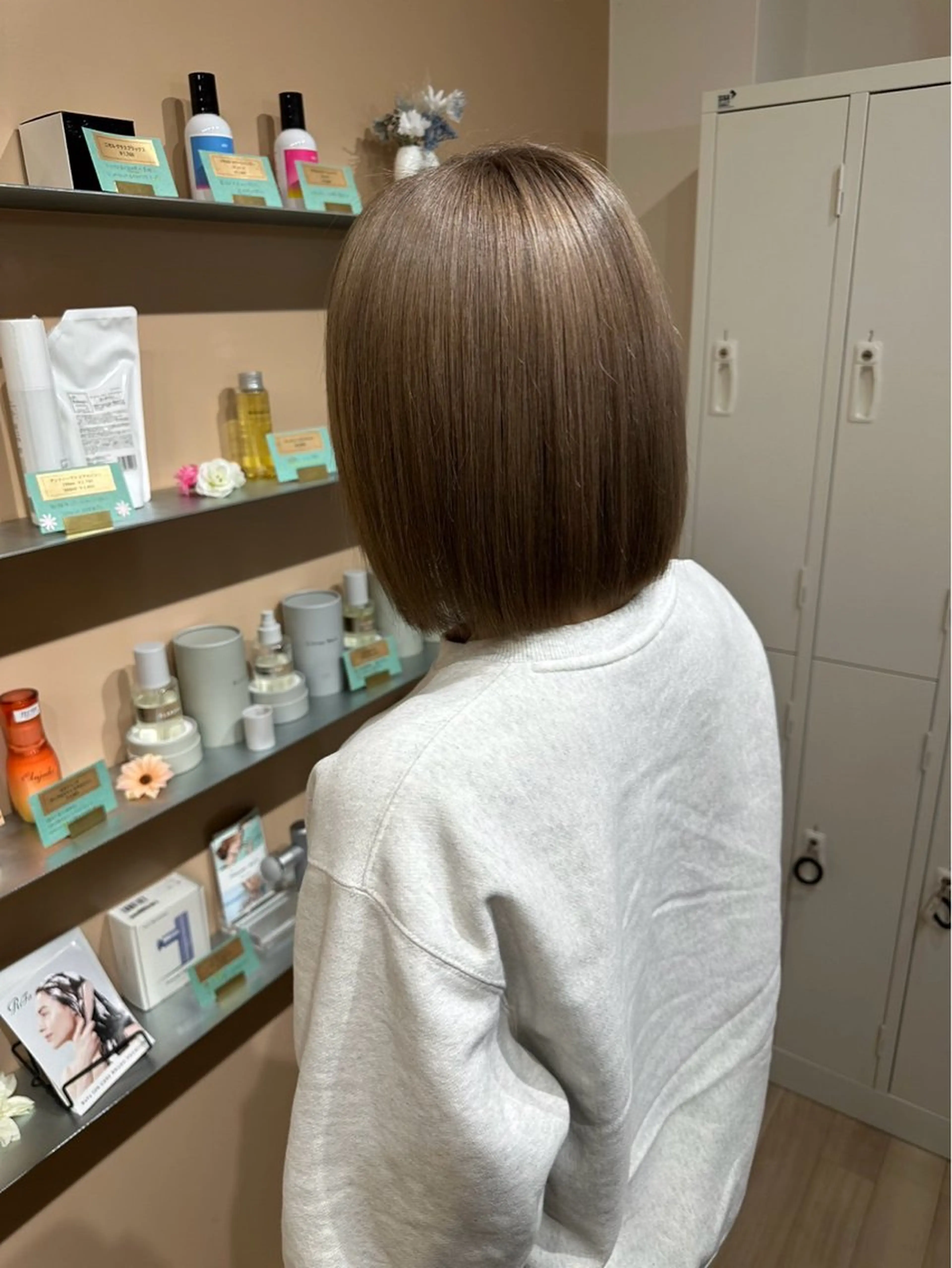 ミディアム カラー Chere by azuri所属・レイヤー/ショート chere狭山のヘアスタイル