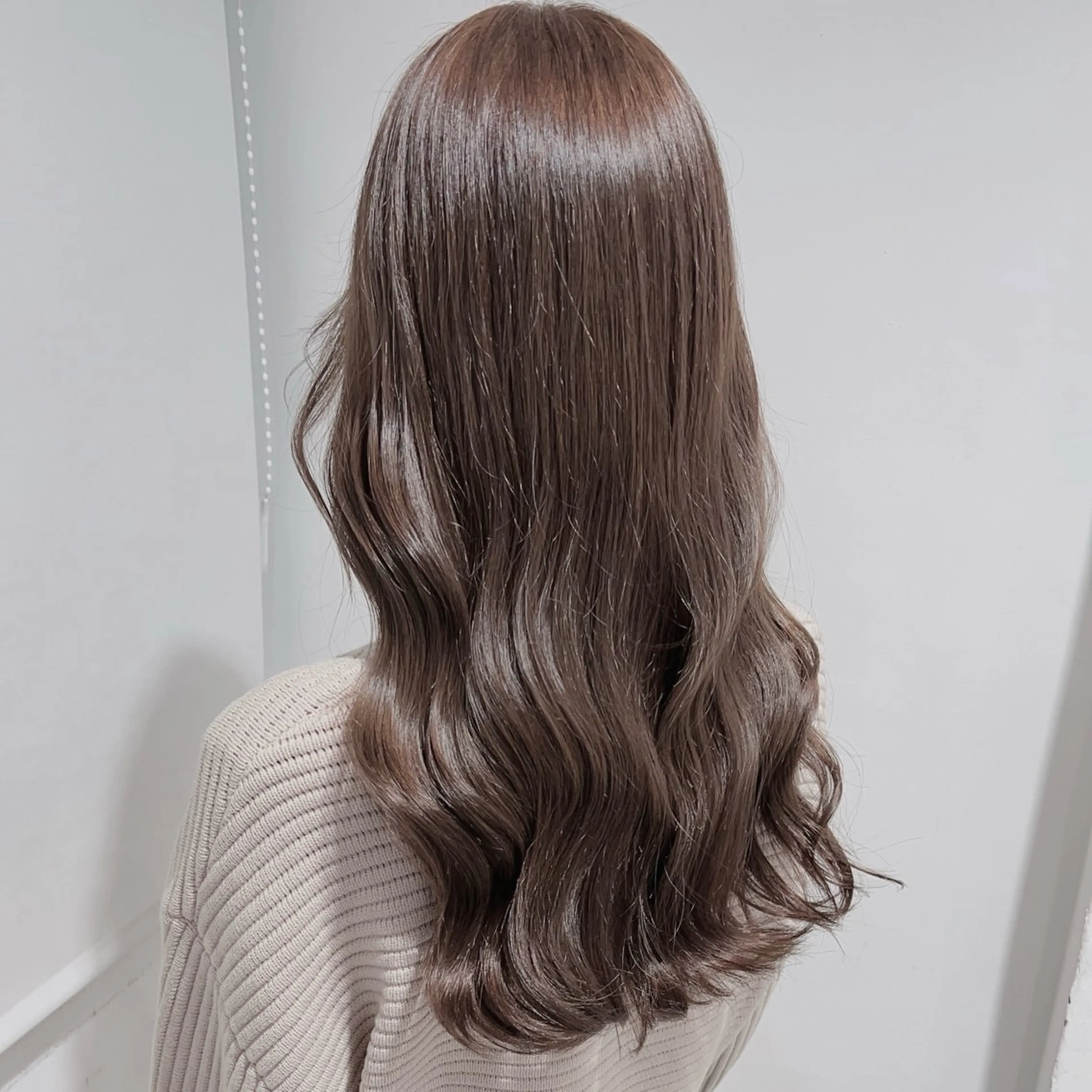 ロング カラー ヘアカラー トリートメント ヘッドスパ ヘアセット 𓏸レイヤー髪質改善 透けカラーカノン🫧のヘアスタイル