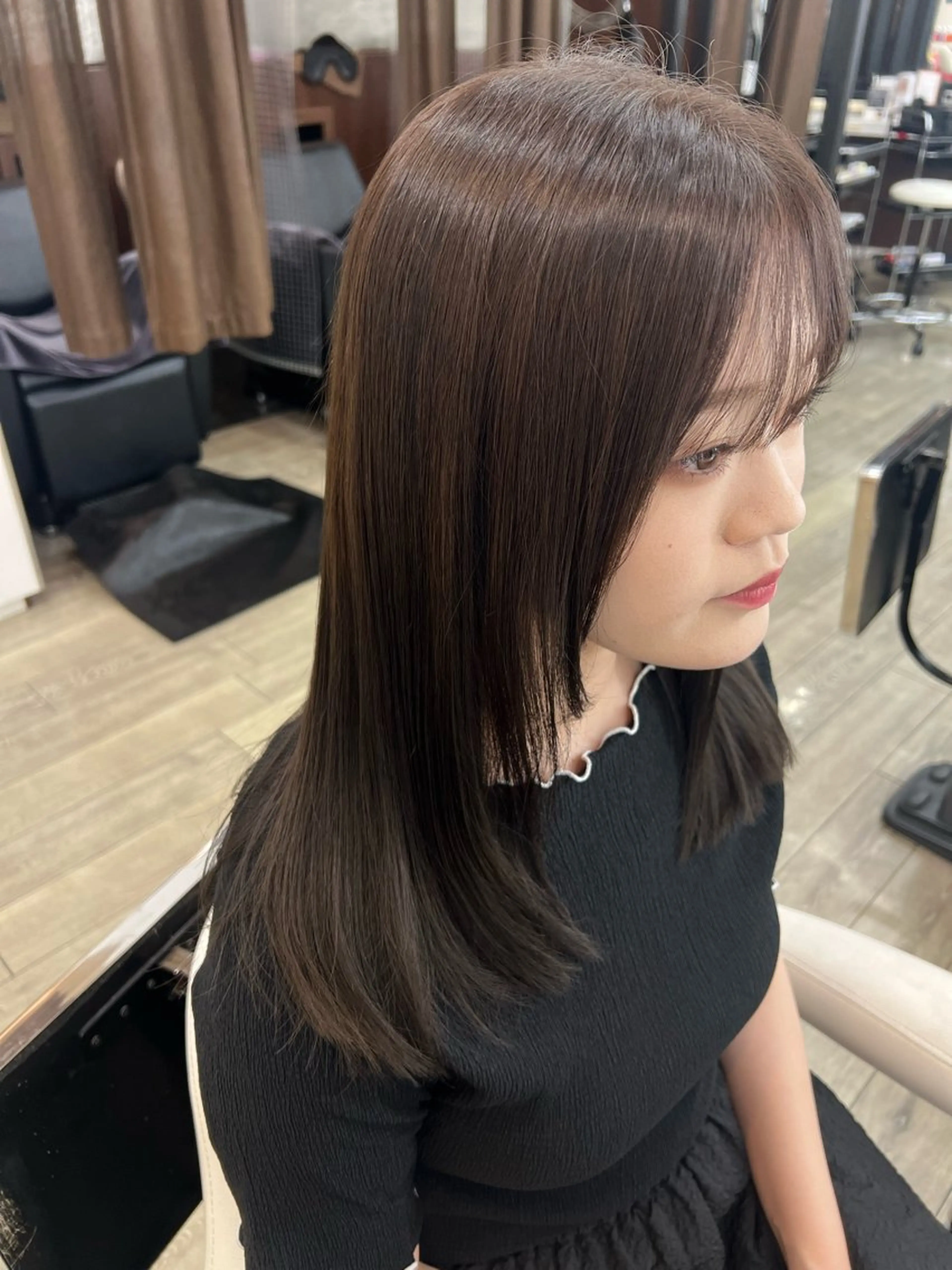 ミディアム ヘアカラー 宮田 かやののヘアスタイル