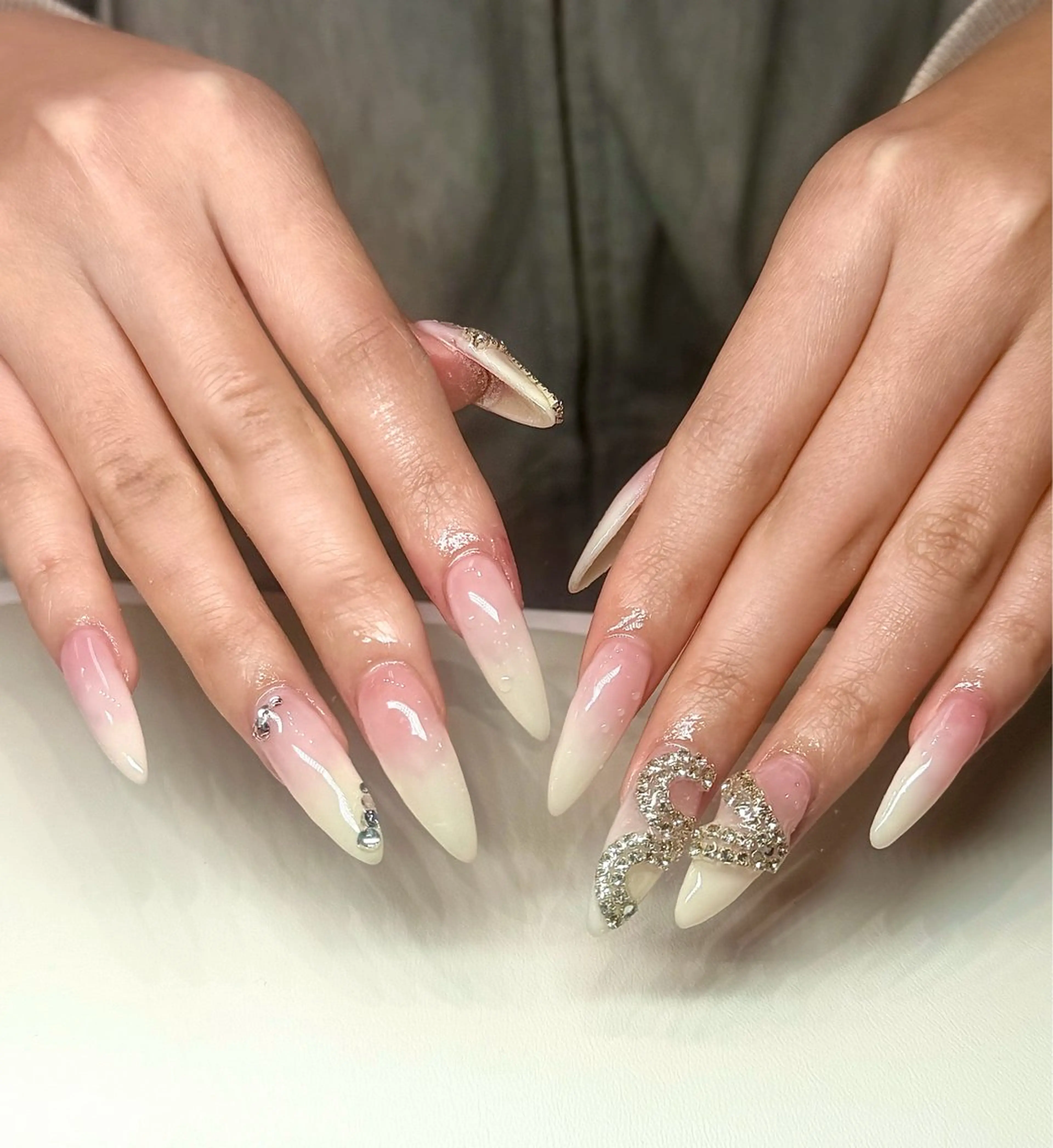 カラー RUBY NAIL& BEAUTY SPAのネイルデザイン