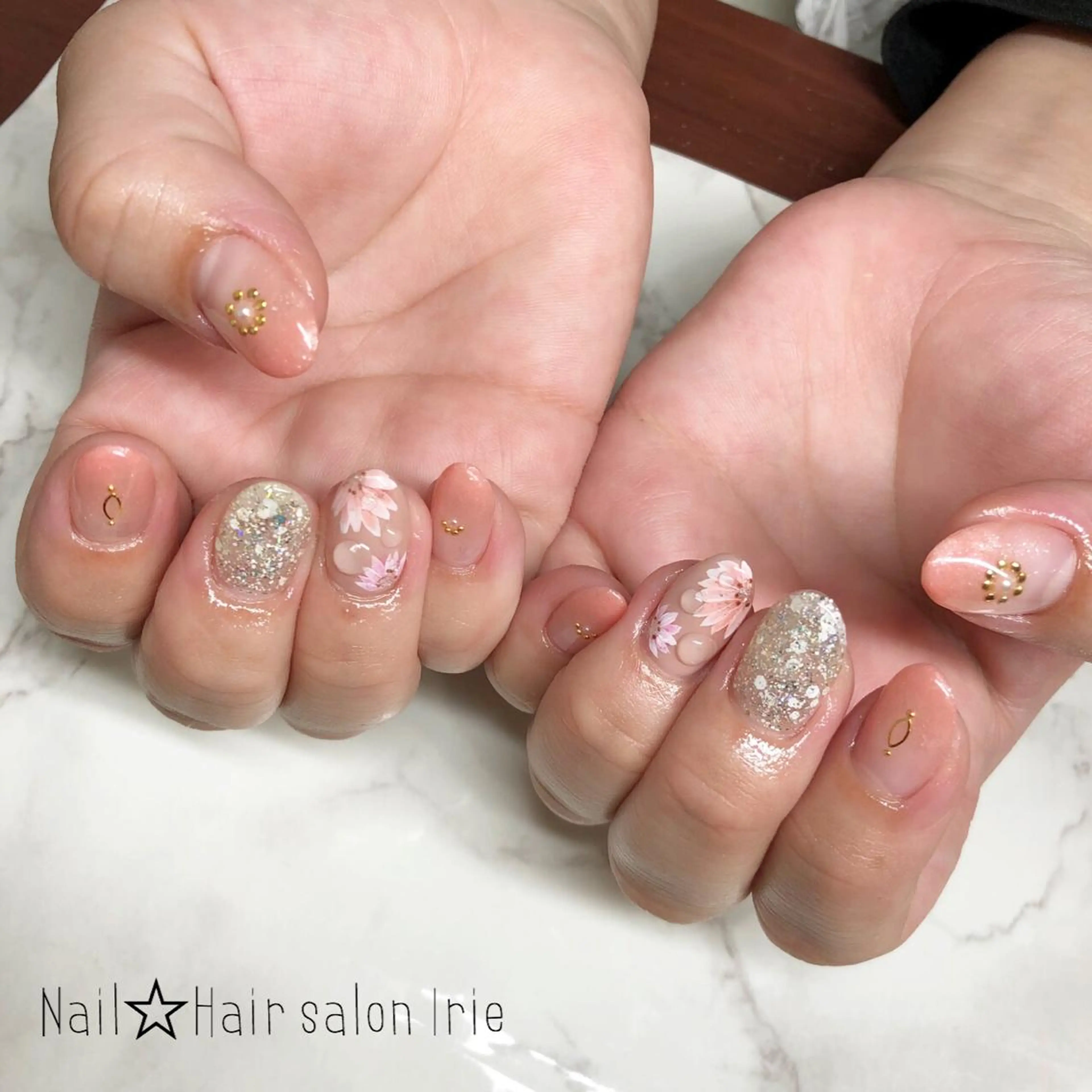 ネイル 與儀 知佳のネイルデザイン