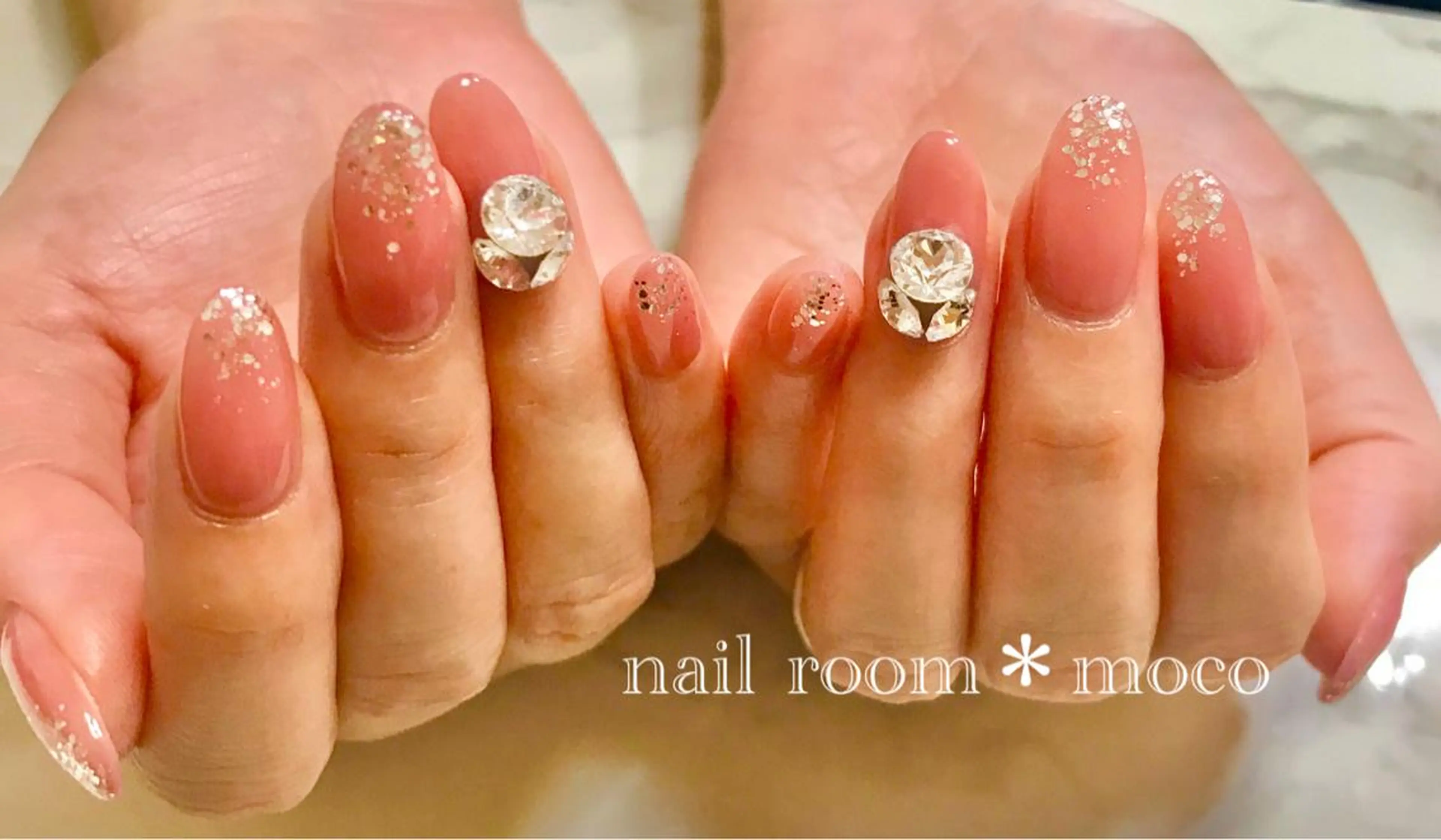 ネイル ハンドネイル nailroom mocoのネイルデザイン