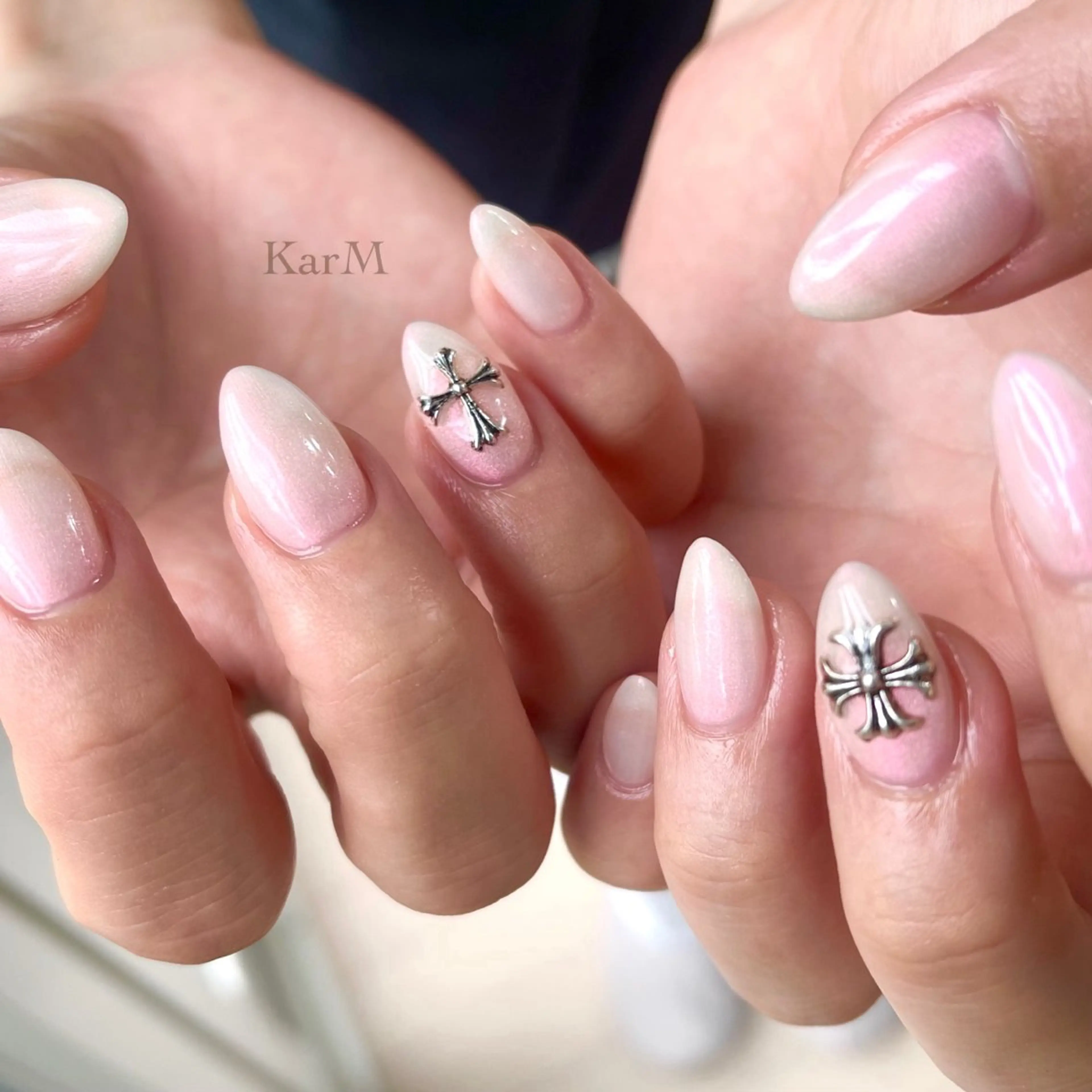 ネイル オーロラネイル チークネイル フラッシュネイル フレンチネイル グラデーション ハンドネイル ogino karinのネイルデザイン