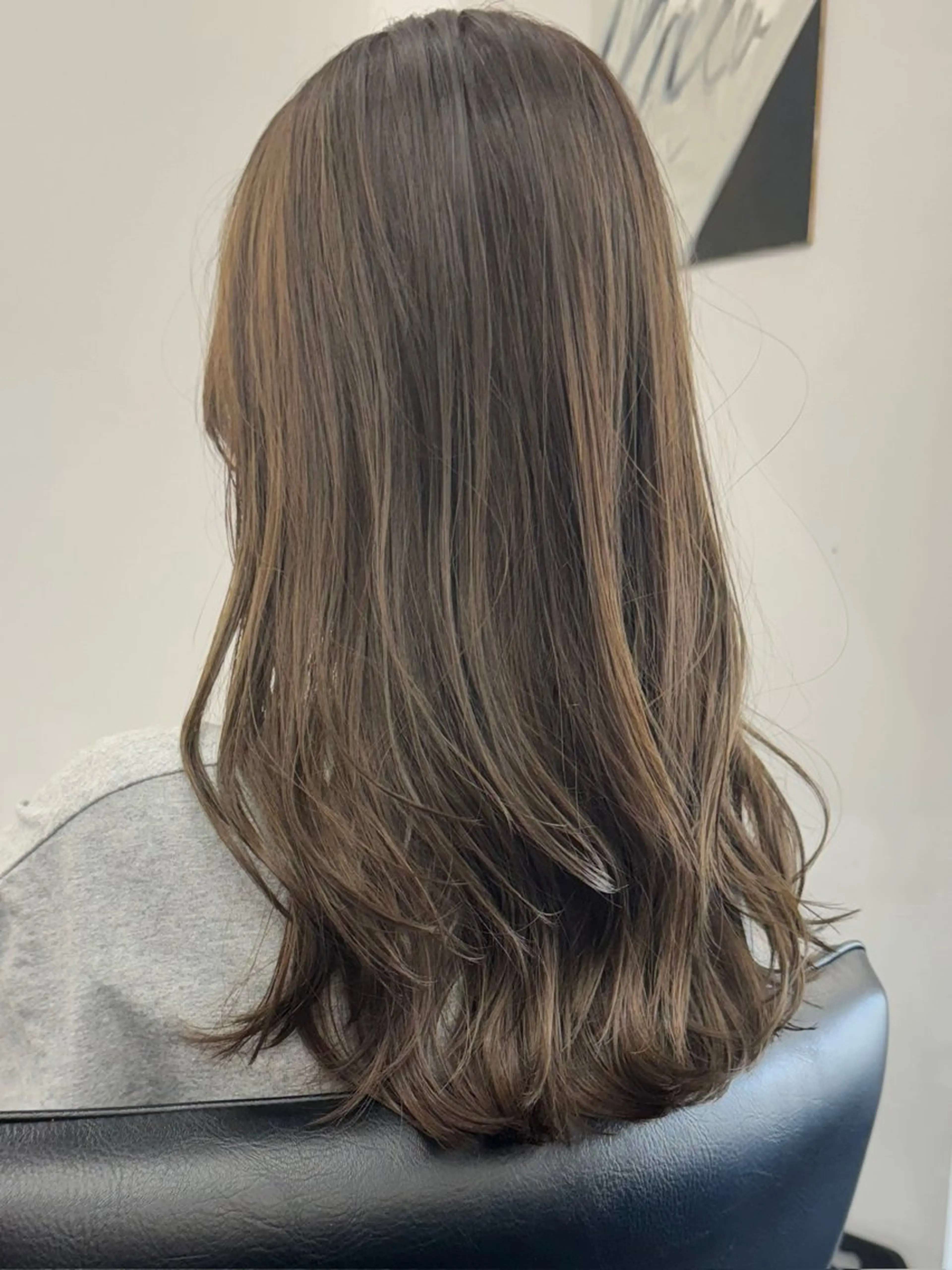 セミロング カラー カット ヘアカラー トリートメント manami (sibell)のヘアスタイル