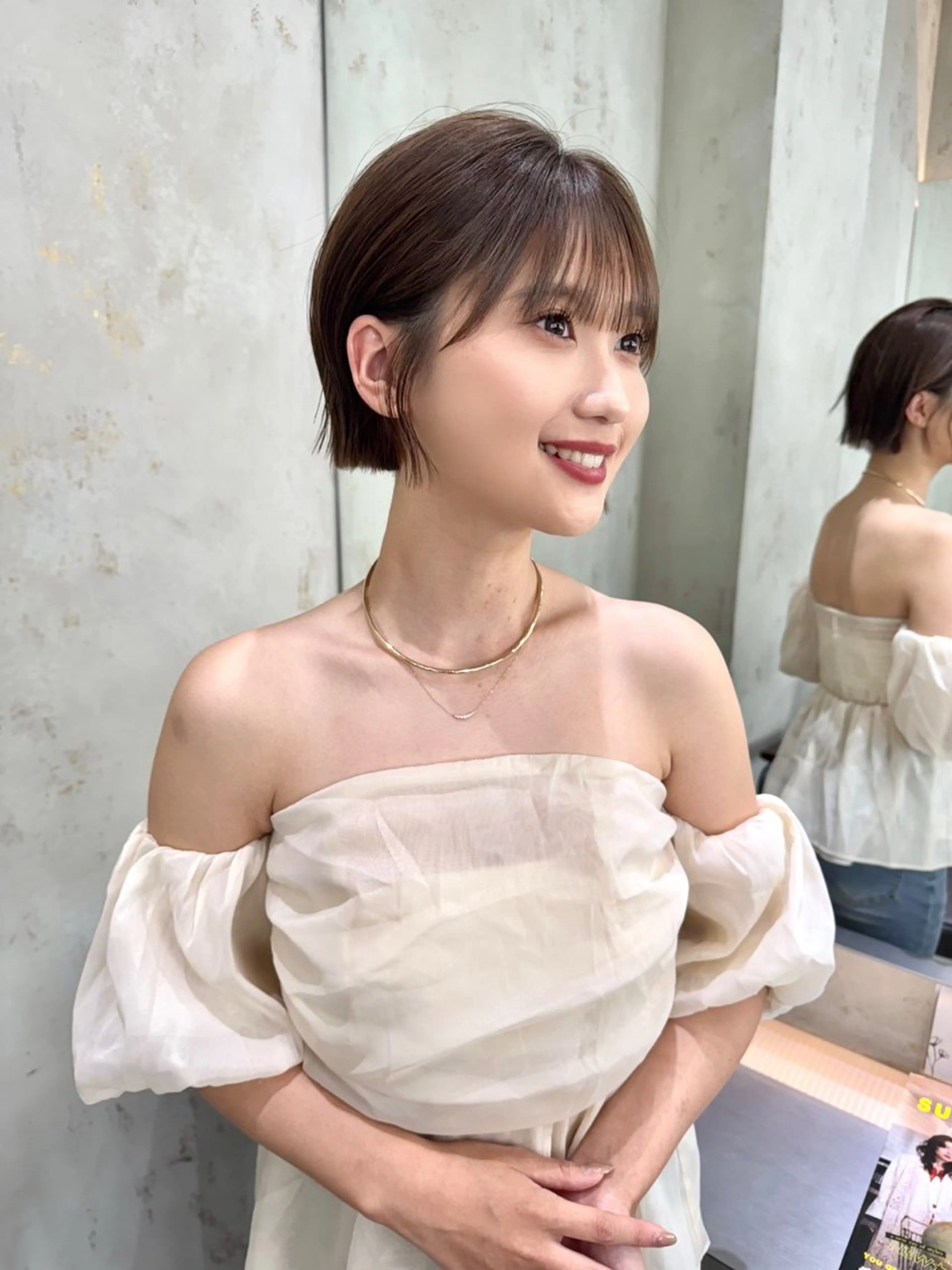 ショート カラー カット ヘアカラー トリートメント 莉乃/縮毛矯正/髪質 改善/艶カラーのヘアスタイル