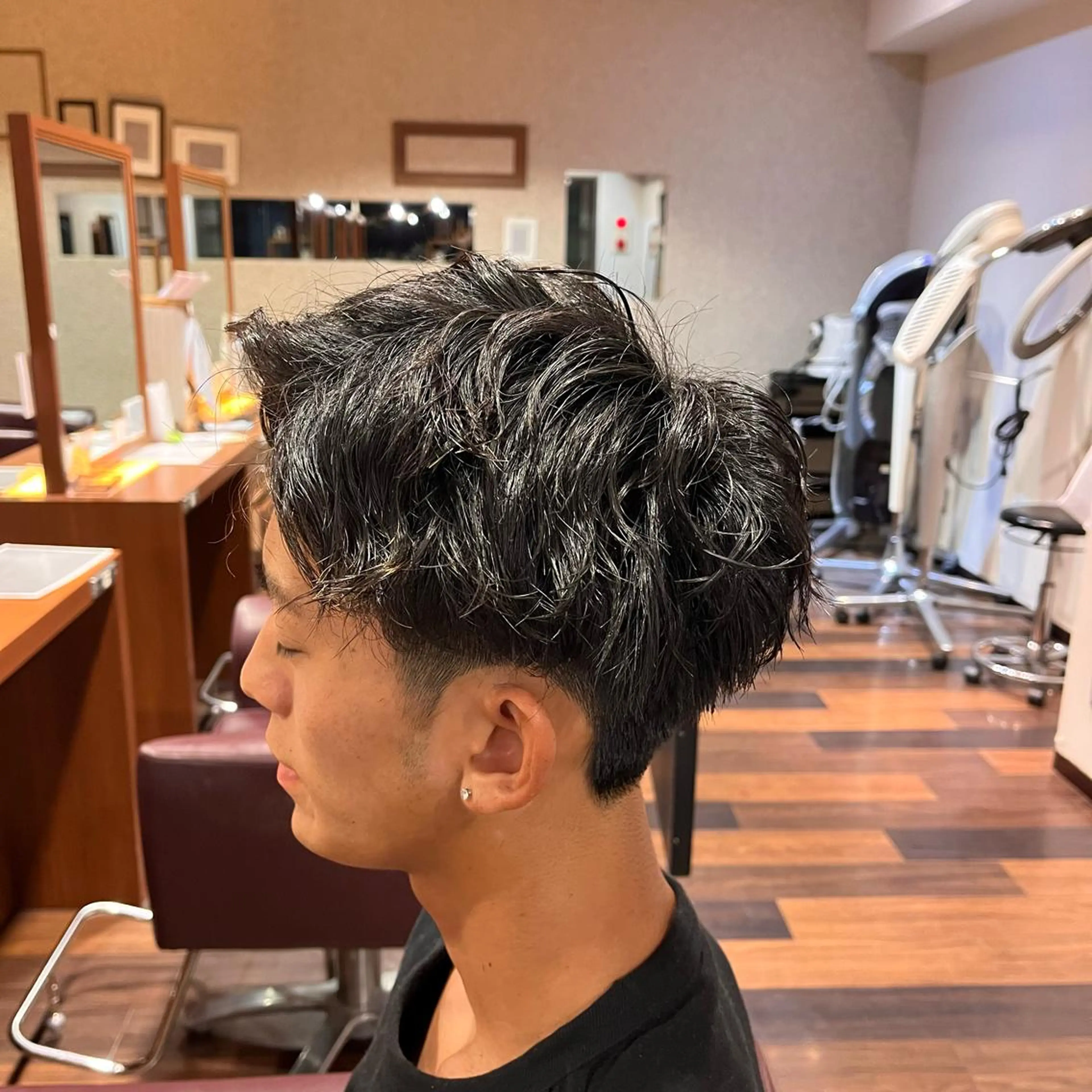 パーマ メンズ メンズパーマ よしだ しおりのヘアスタイル