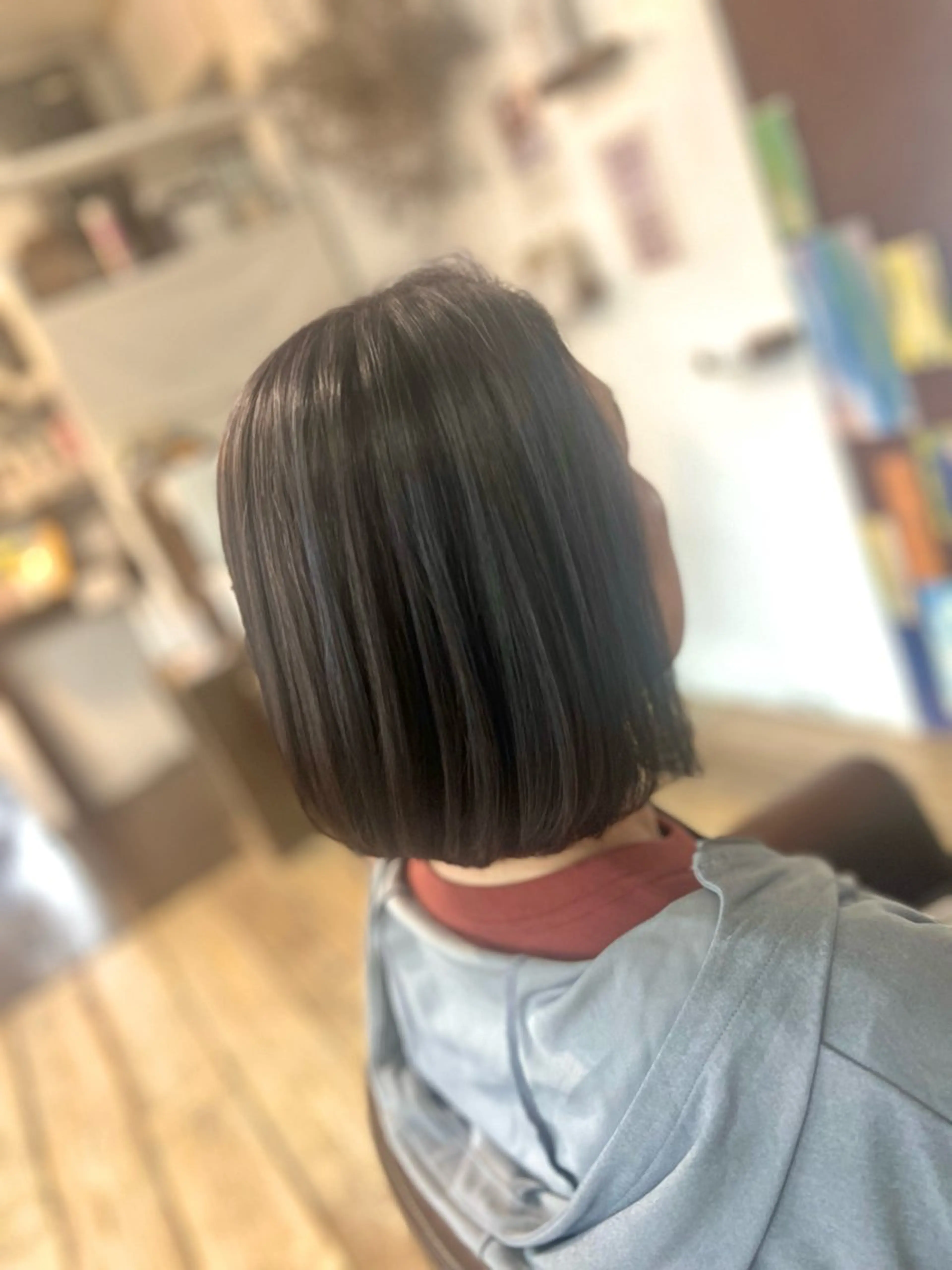 ミディアム カラー 透明感カラー ハイライトカラー イルミナカラー ハイライト ヘアカラー Style Tのヘアスタイル