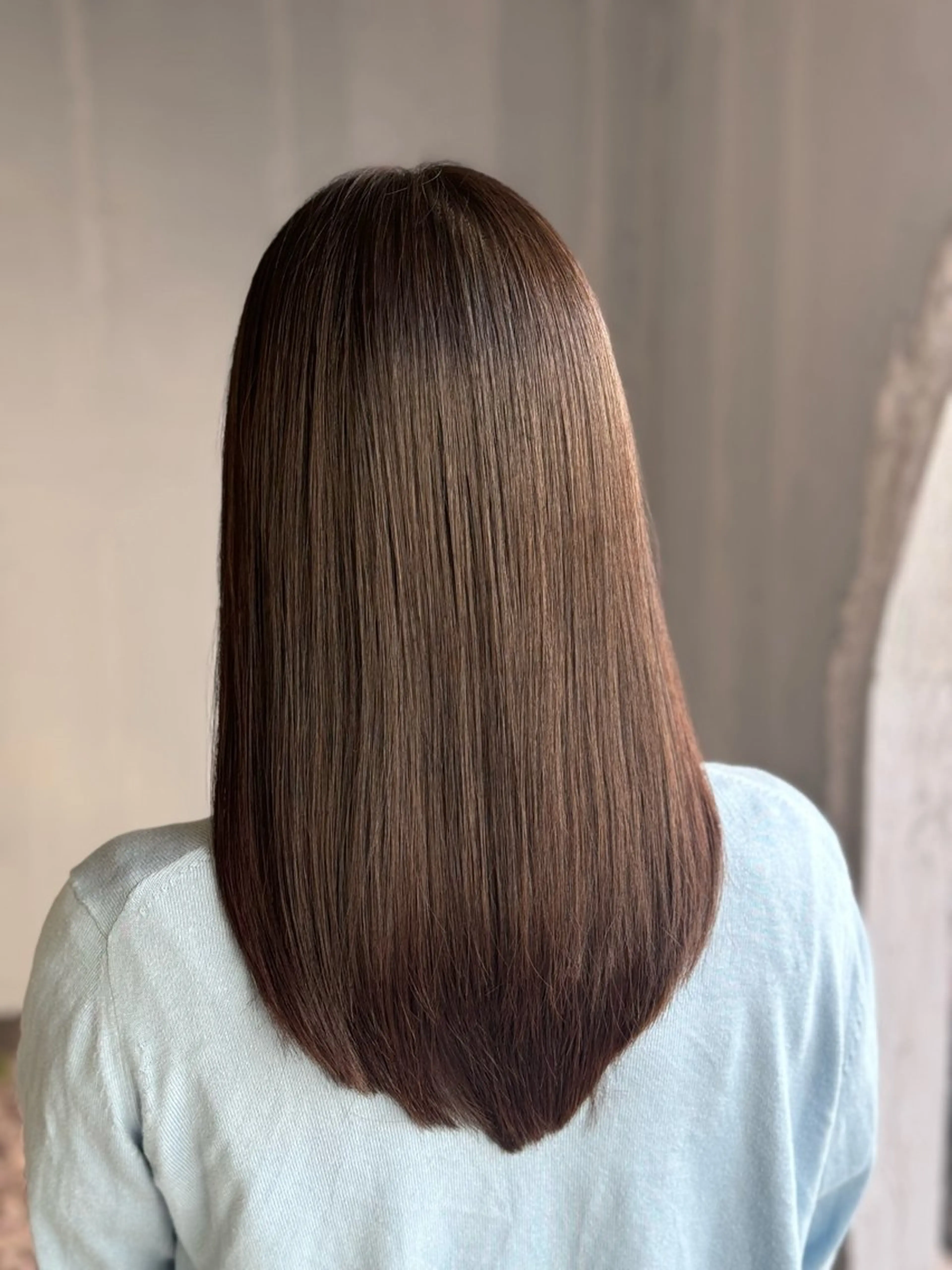 セミロング ウルフ/レイヤー /髪質改善　ナユタのヘアスタイル