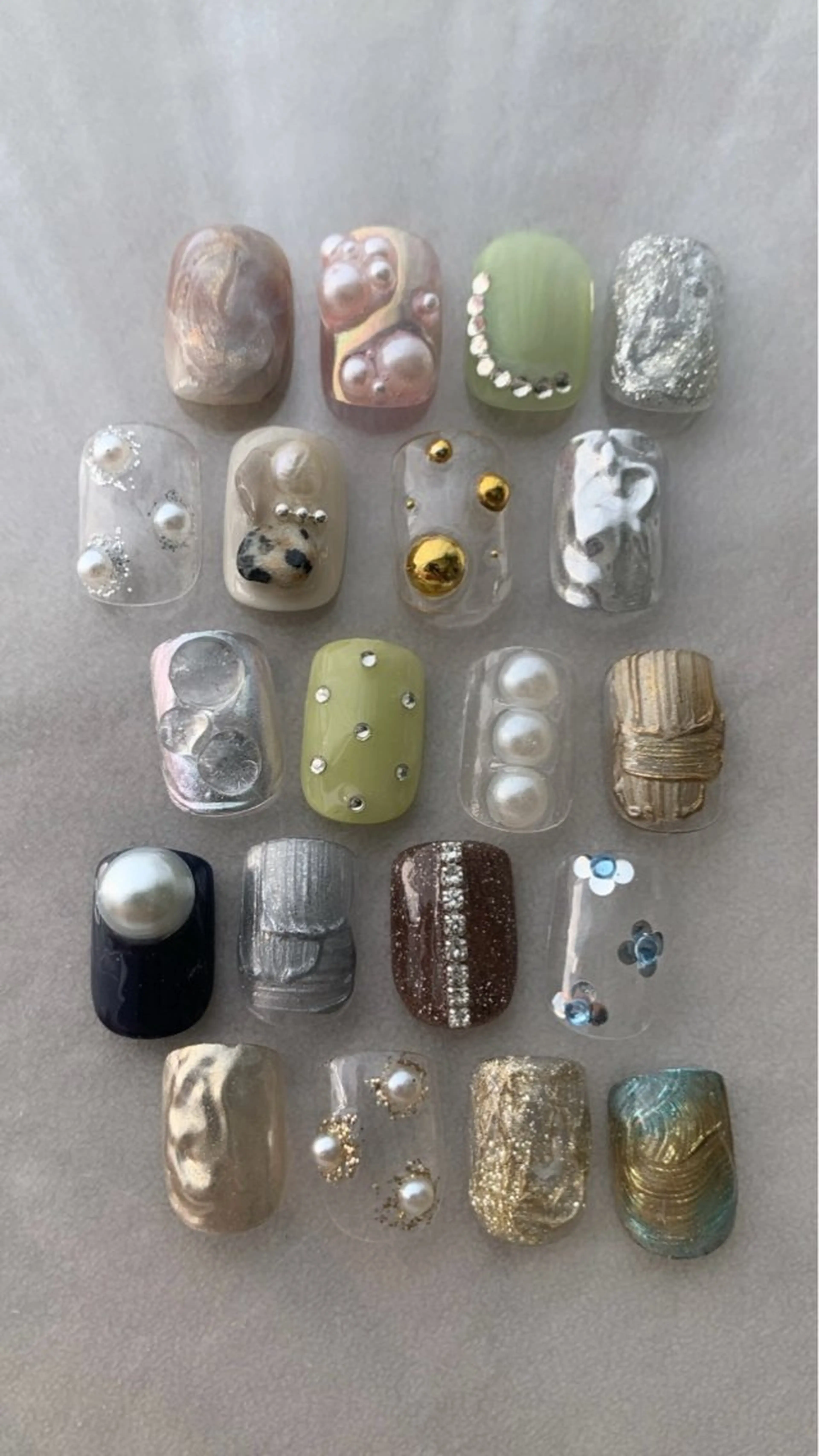 セレクタブルデザイン 5本アートの写真