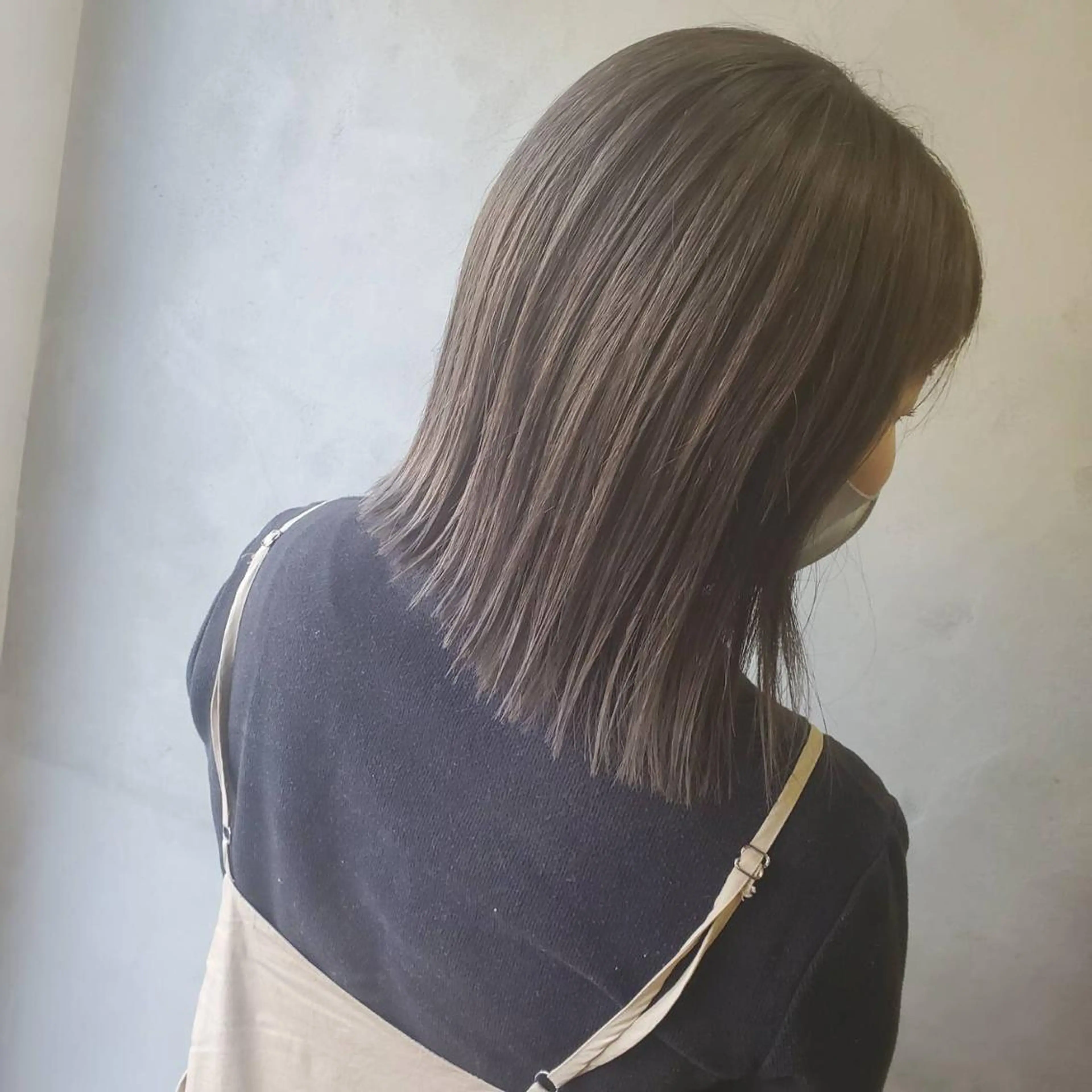 ミディアム Le Lien カジのヘアスタイル