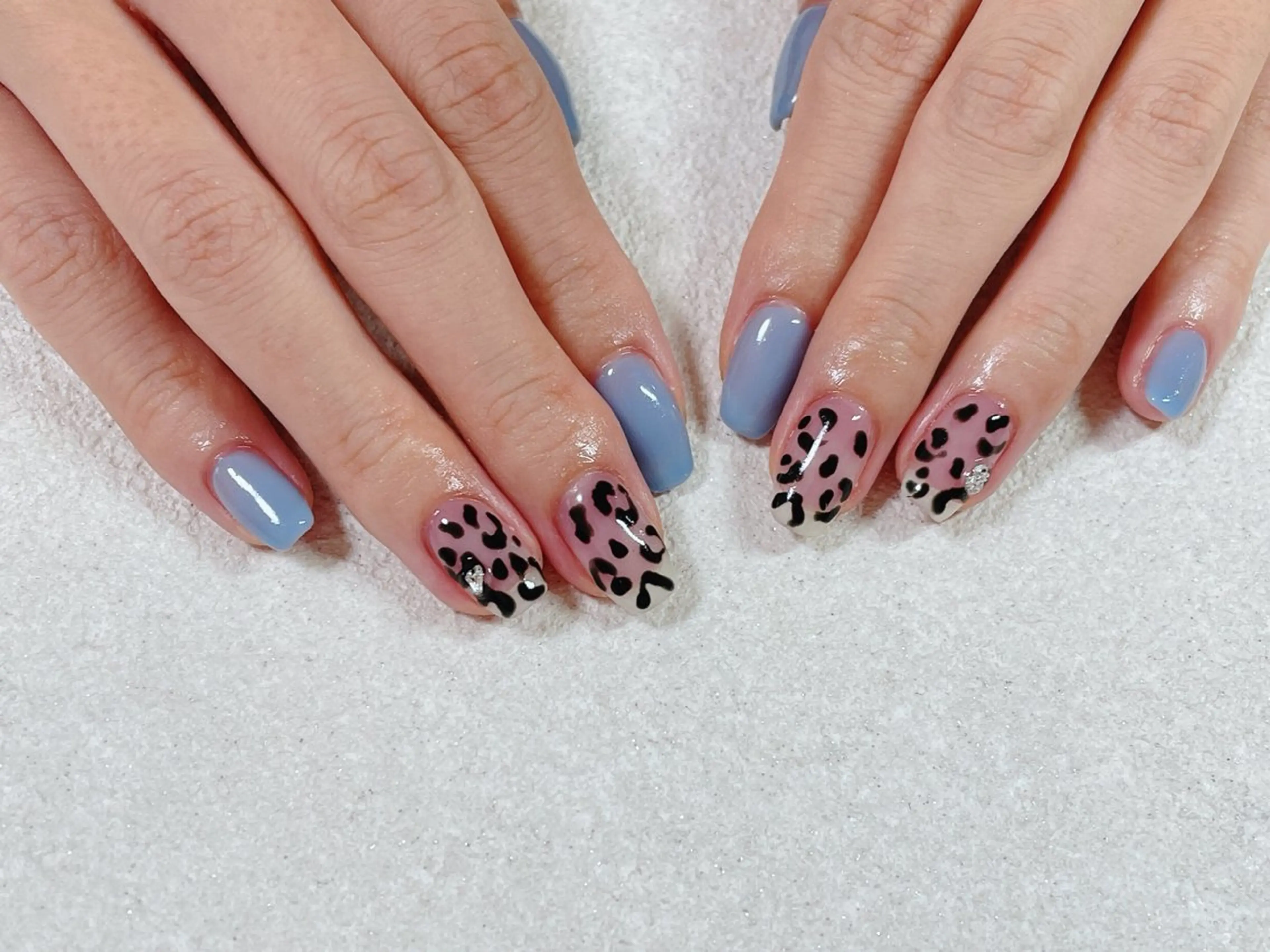 ネイル オーロラネイル フットネイル フレンチネイル ジェルネイル 韓国ネイル ハンドネイル kikinail 溝の口のネイルデザイン