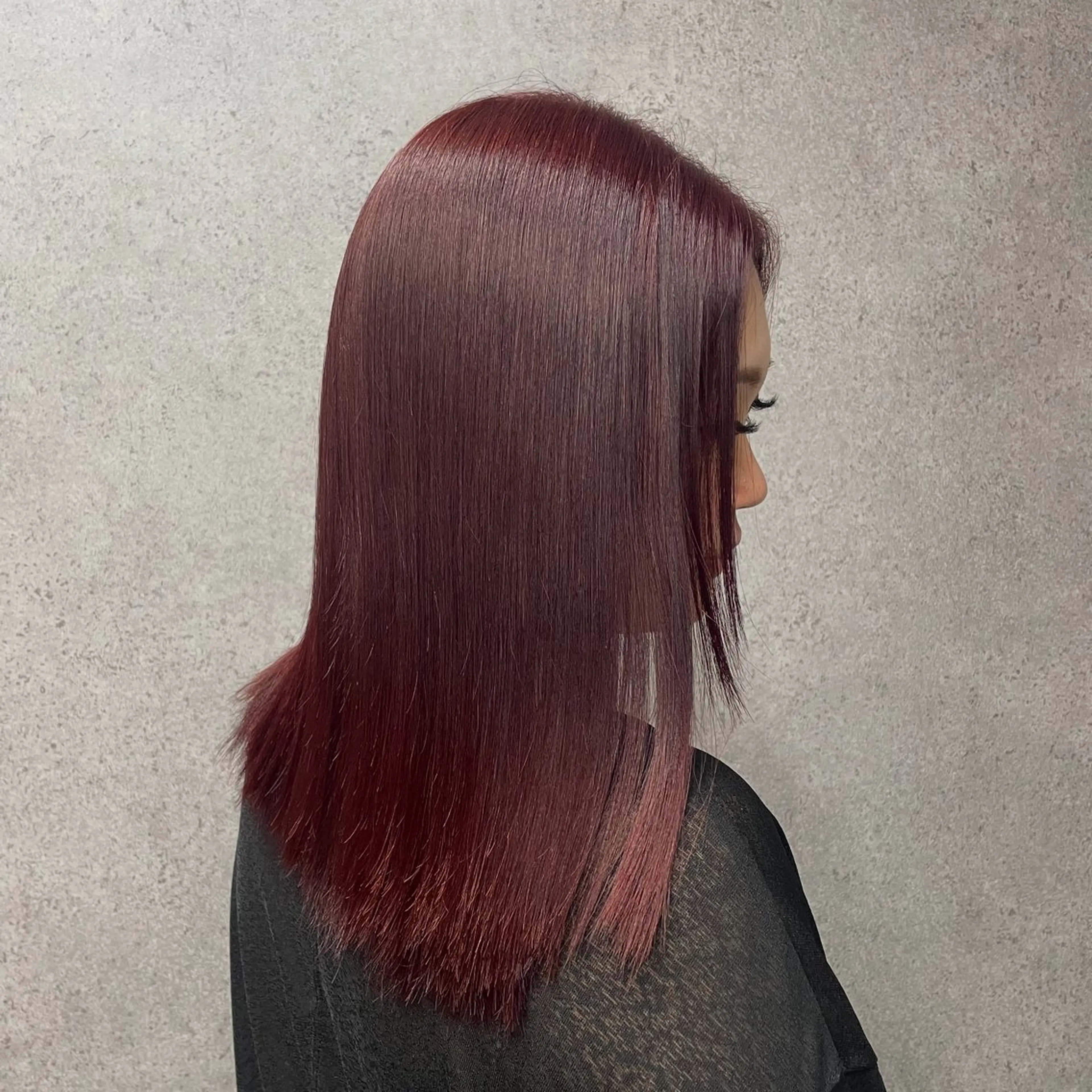 セミロング カット ヘアカラー 鈴木 七海のヘアスタイル