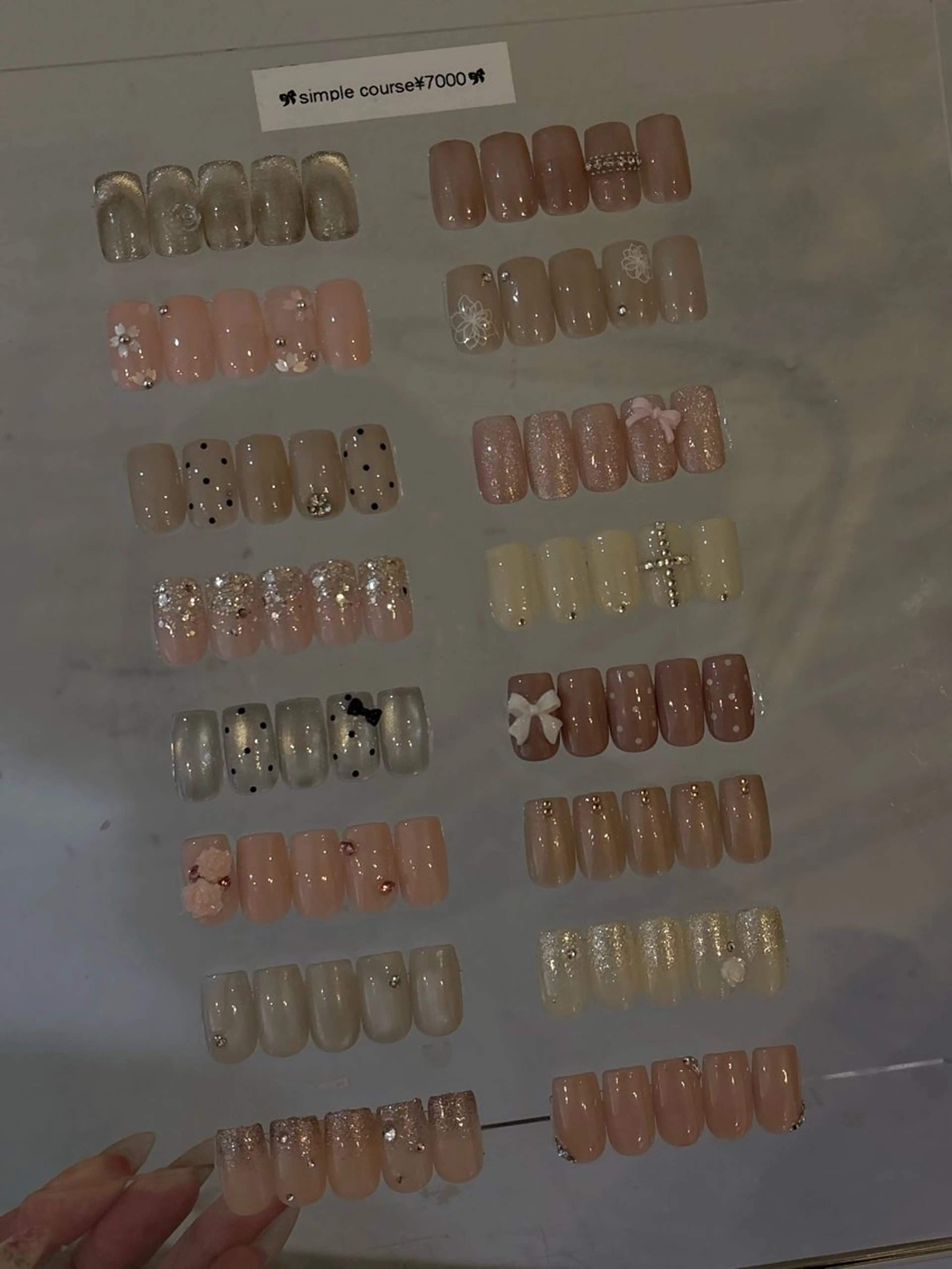 ネイル ハンドケア EmaNail 肥後橋店🤍YURIのネイルデザイン