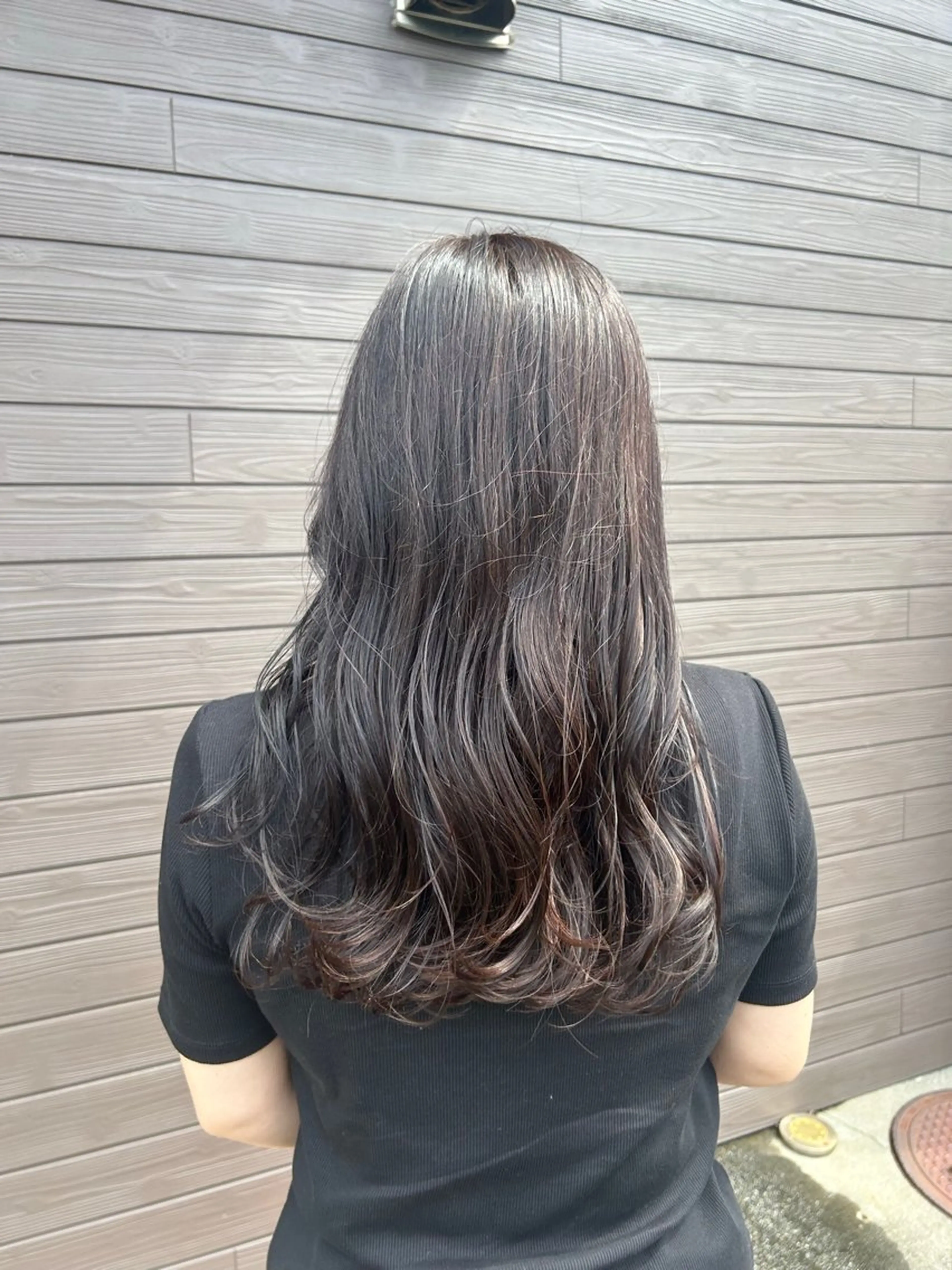 ロング カラー ヘアアレンジ 🤍 minaのヘアスタイル