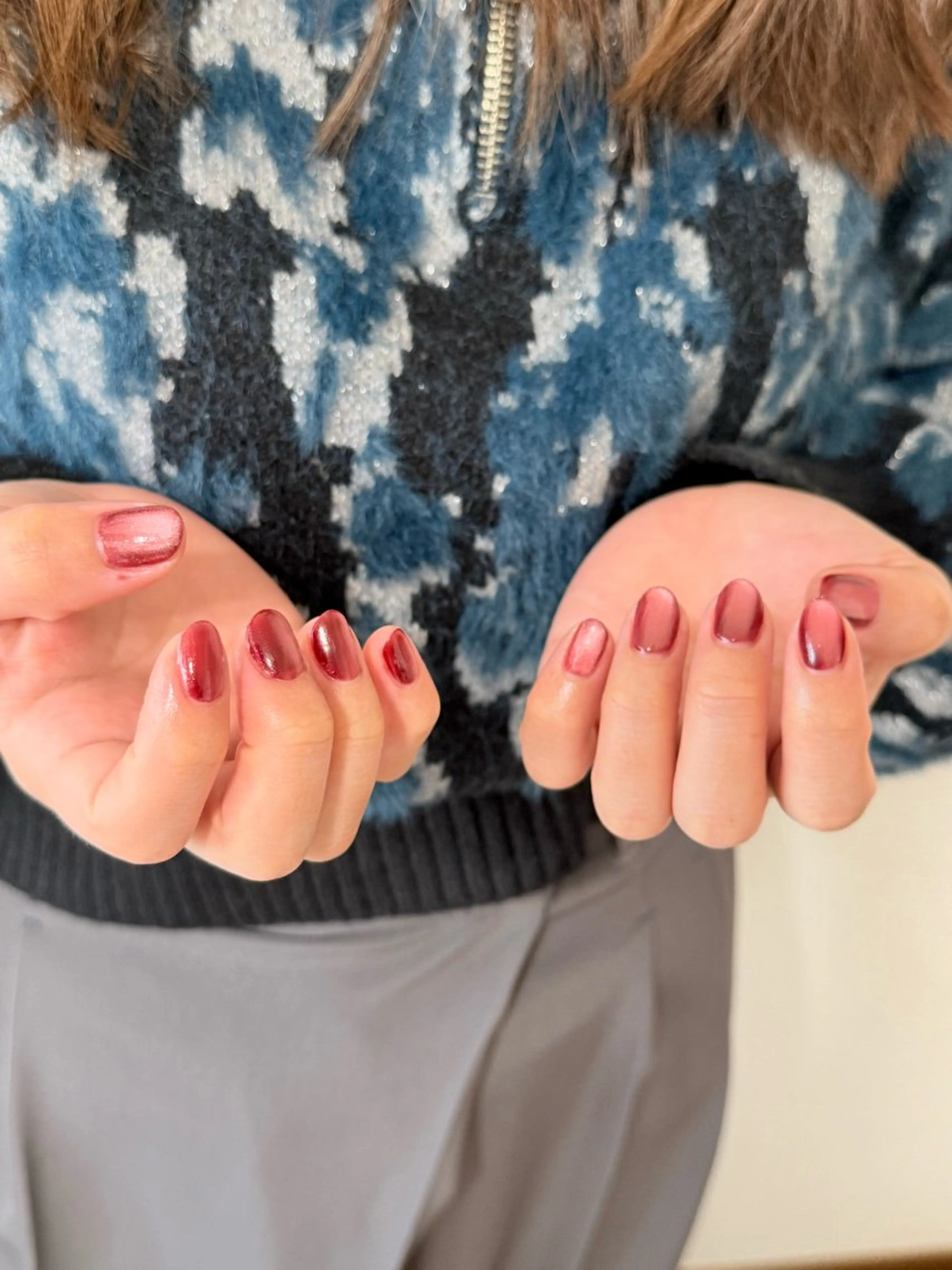 ネイル マグネットネイル 赤色 ハンドネイル miel nailのネイルデザイン