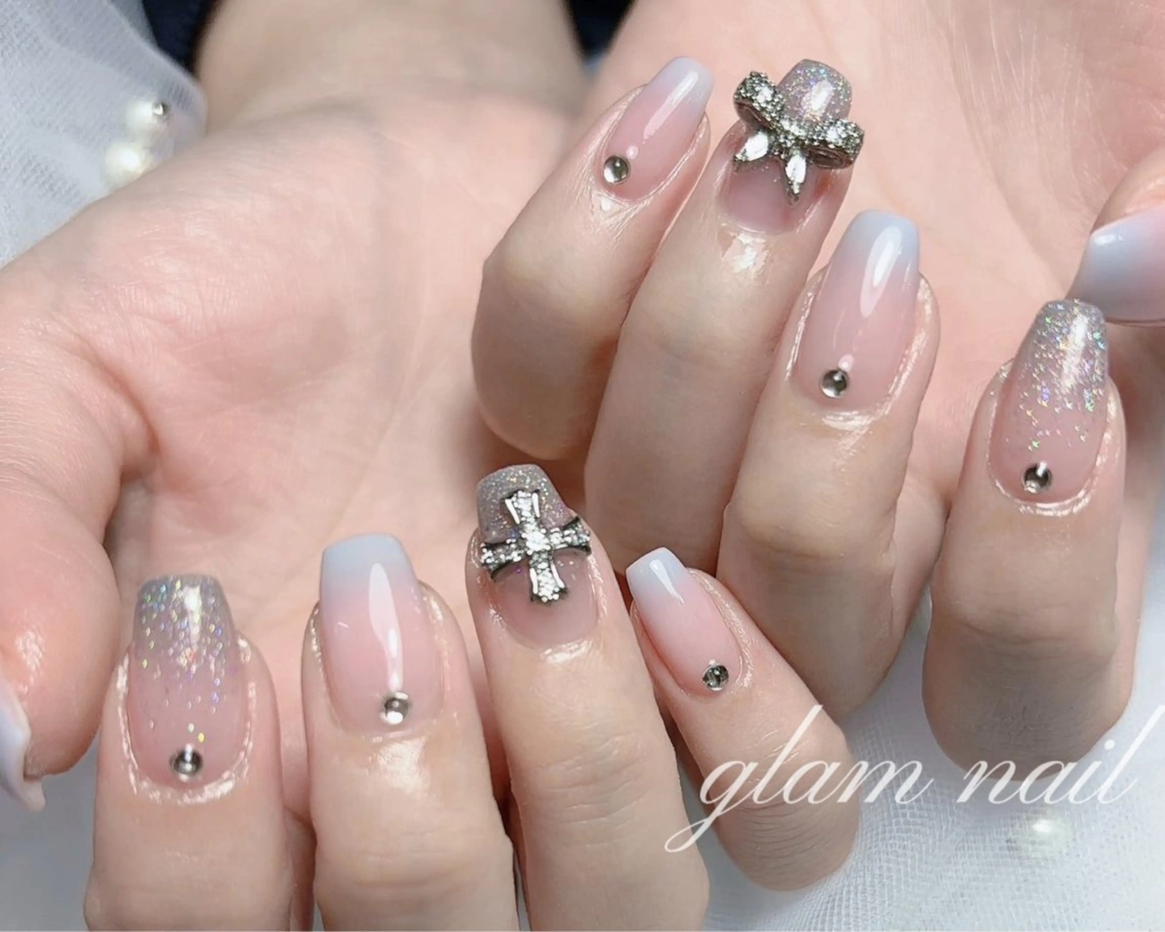 ネイル ハンドネイル エツメ💅 長さだし🎀デザインのネイルデザイン