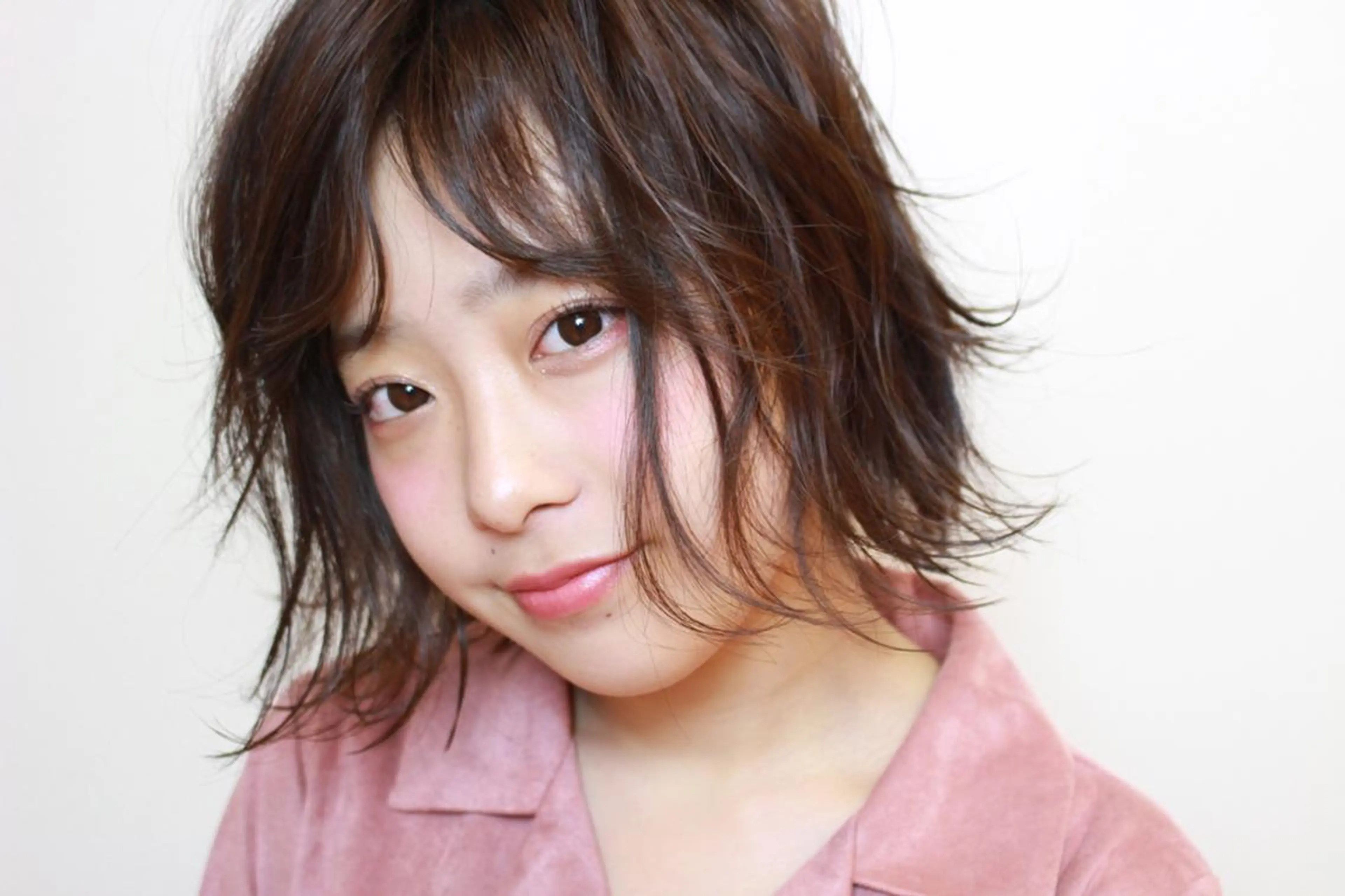 ミディアム ボブ ヘアカラー スタイル 相模大野のヘアスタイル