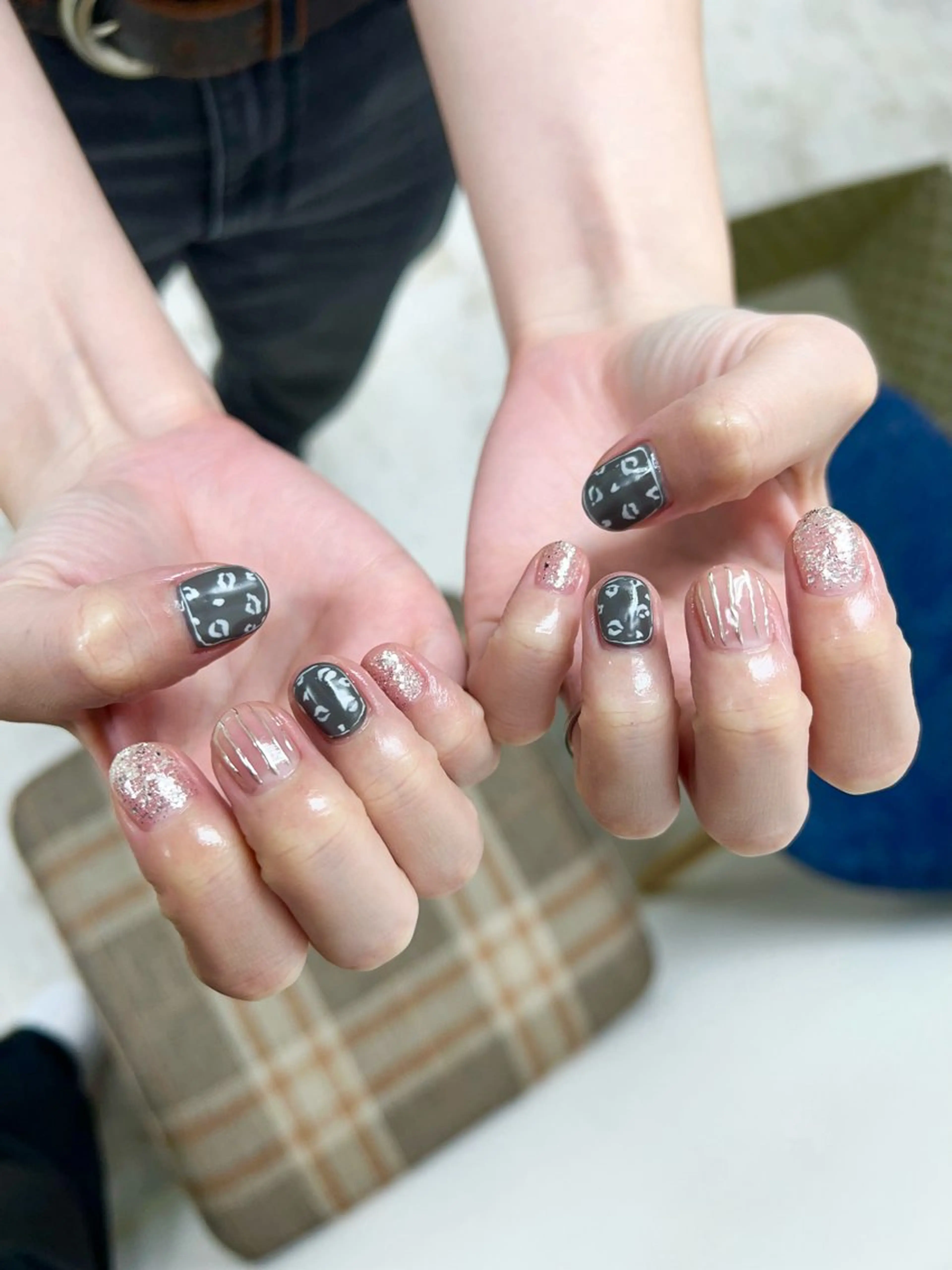 ネイル 吉田 里菜のネイルデザイン