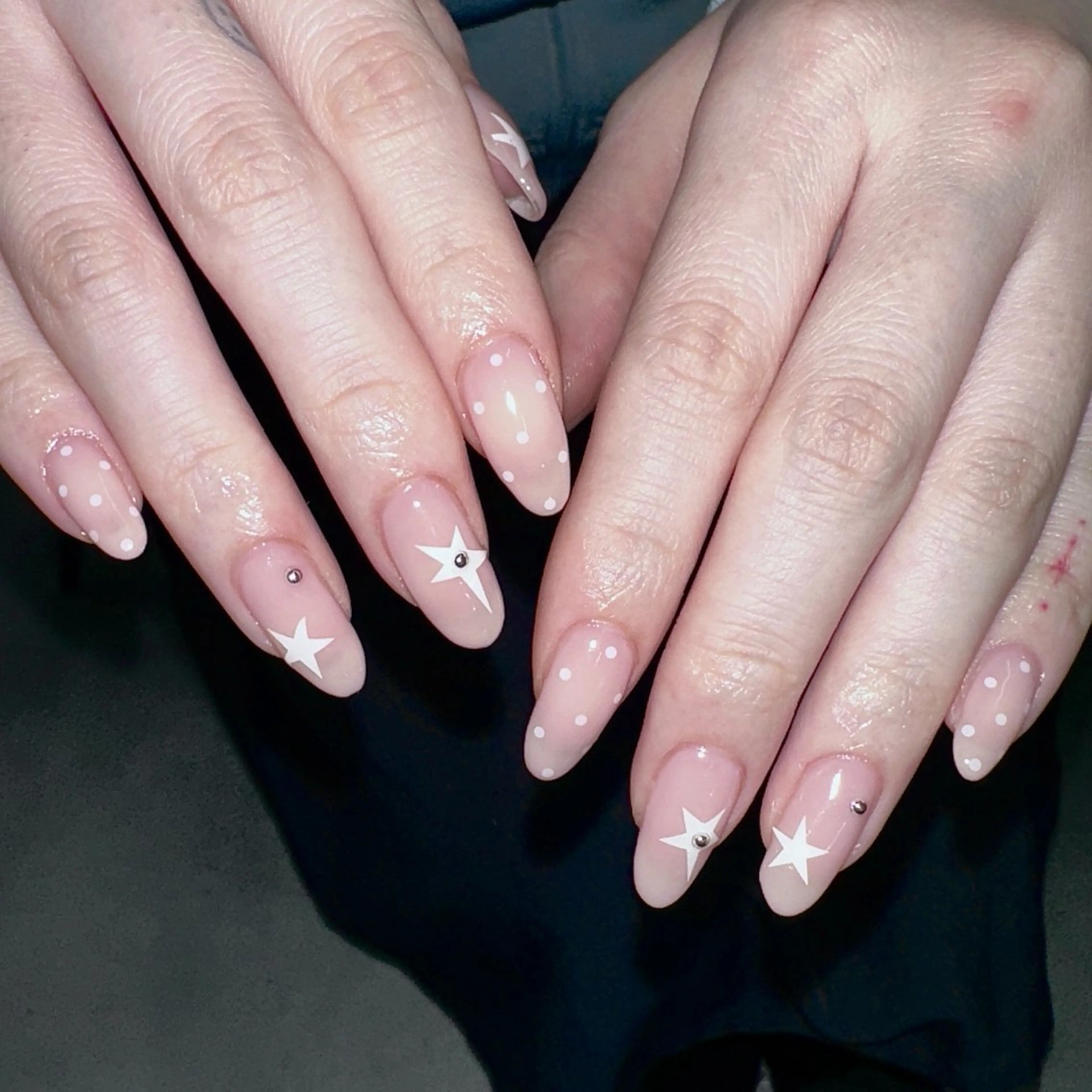 ネイル シンプルネイル AIKO🐈‍⬛⭐︎ 大阪/y2k/個性派のネイルデザイン