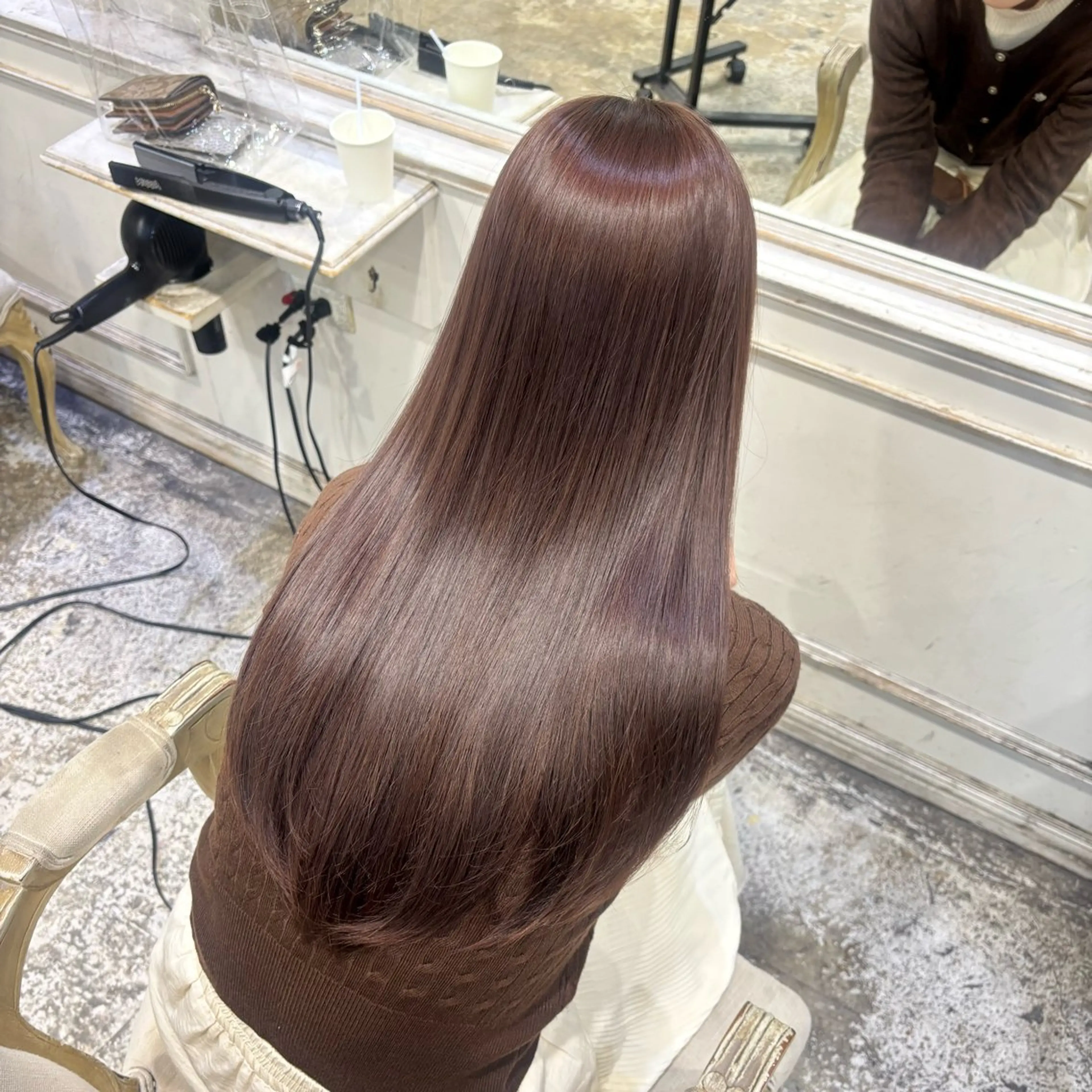 ロング カラー カット ヘアカラー トリートメント 柔らかベージュ 🤎YUKAのヘアスタイル