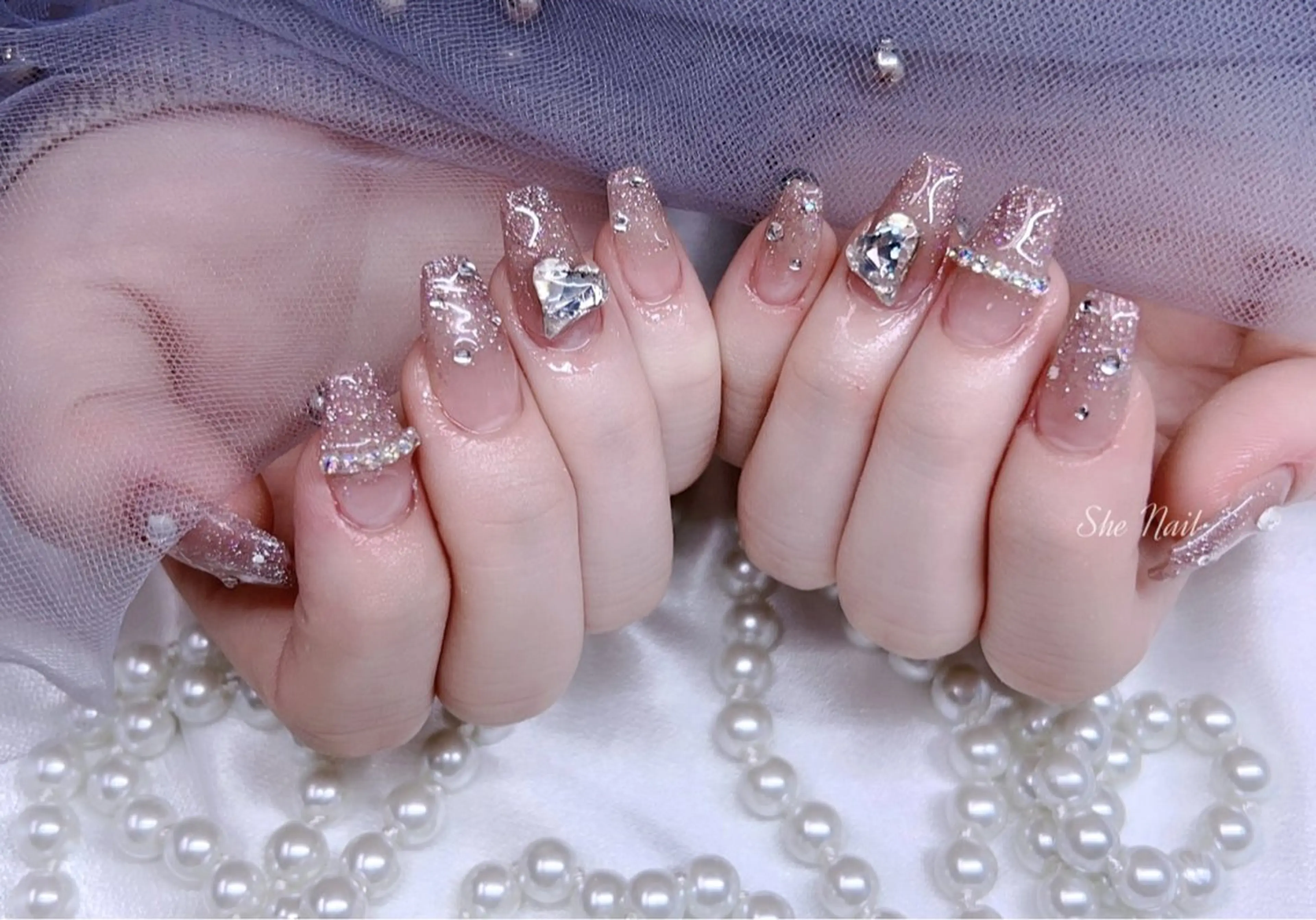 ネイル チークネイル フレンチネイル グラデーション マグネットネイル 持ち込み She   Nail所属・ISA_ BELLAのネイルデザイン