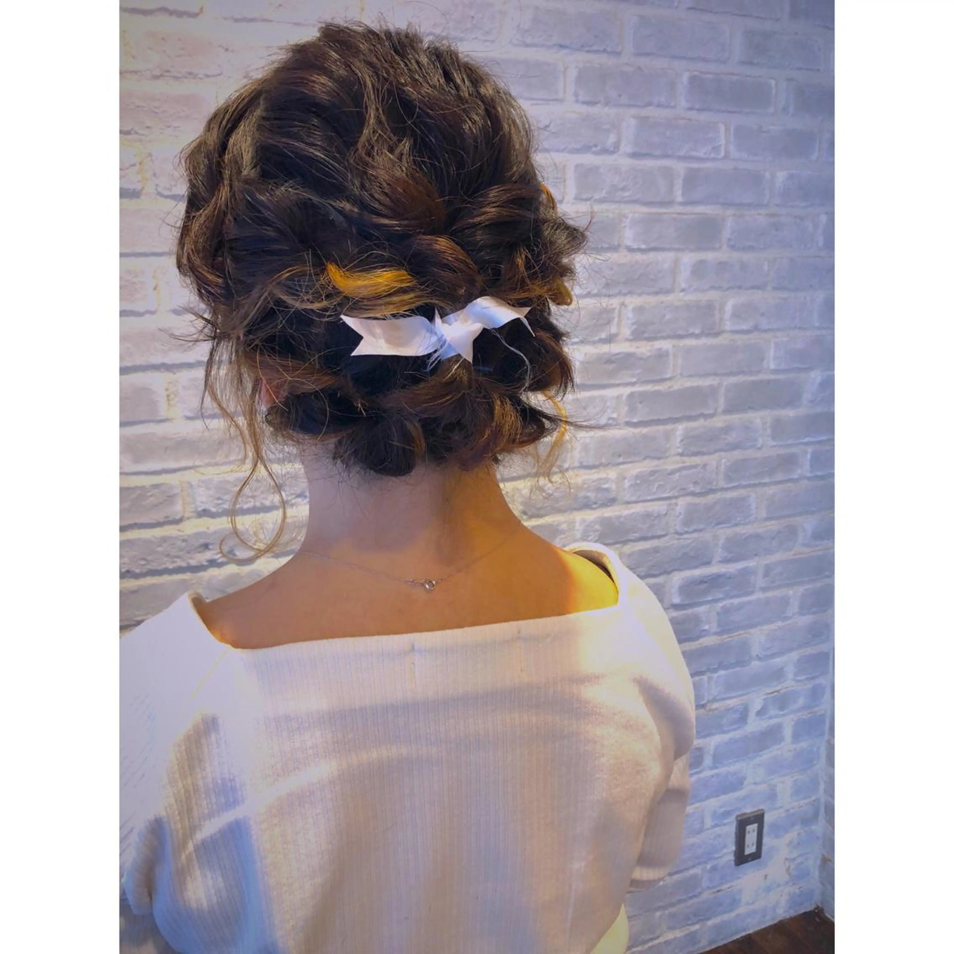 ミディアム カラー パーマ ヘアアレンジ 藤井 菜緒のヘアスタイル