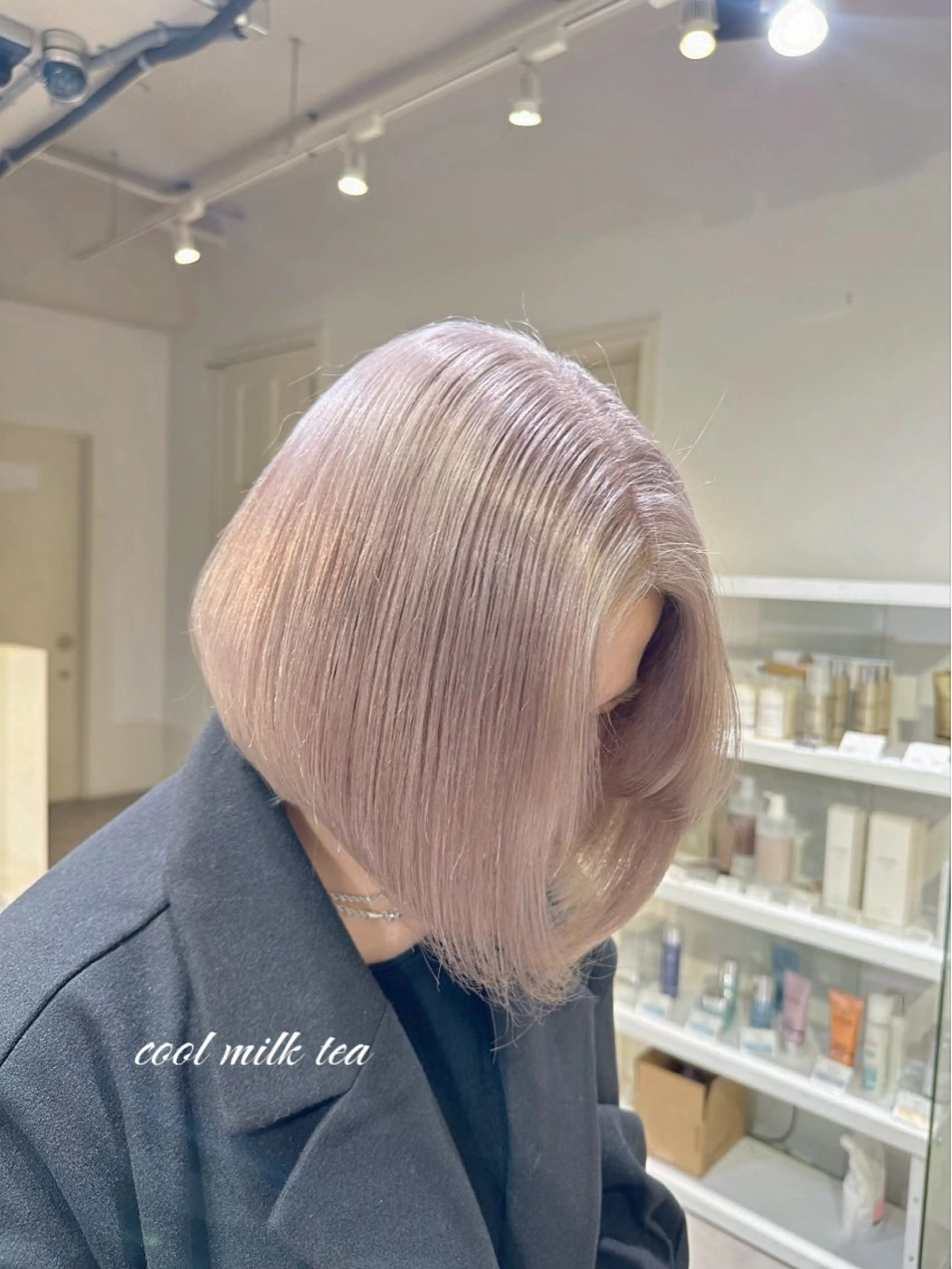 ミディアム カラー ベージュカラー ブリーチ ブロンド ブルーカラー ケアブリーチ カット ヘアカラー トリートメント ヒロミ/ミルクティー /ブロンド/ピンクのヘアスタイル