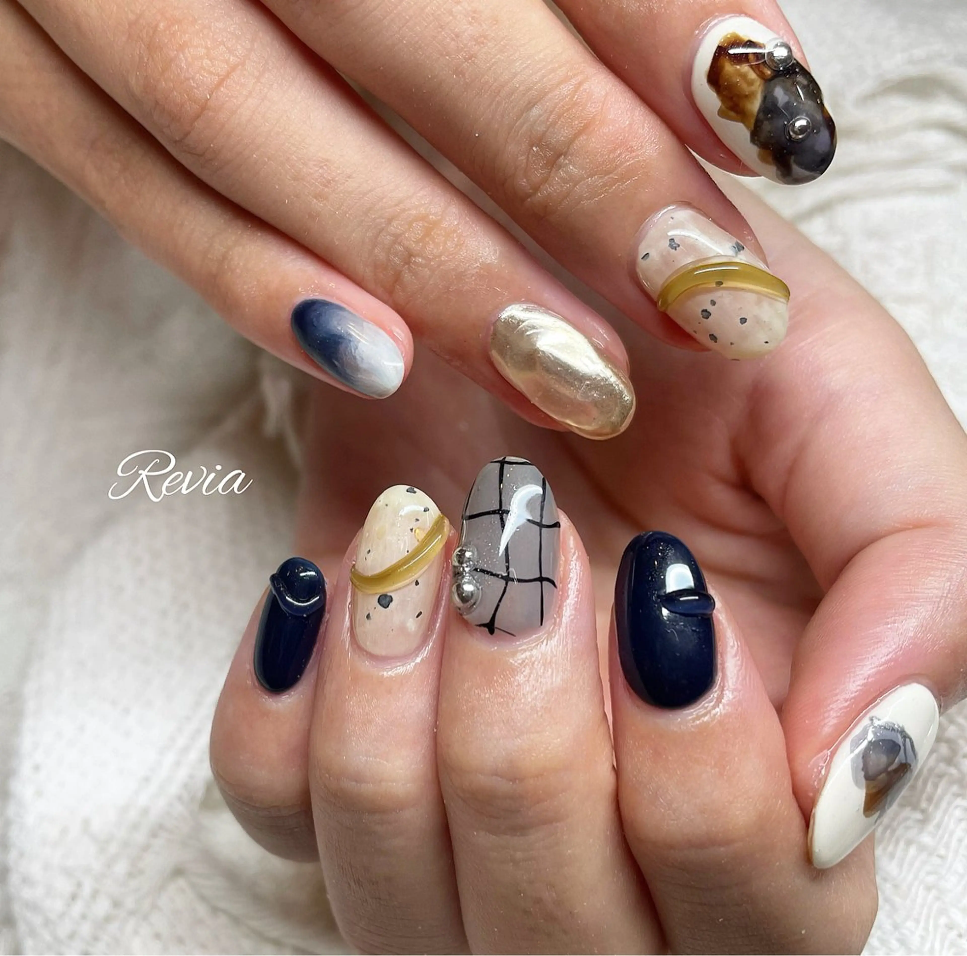 ネイル ハンドネイル revia所属・ERI Nailistのネイルデザイン