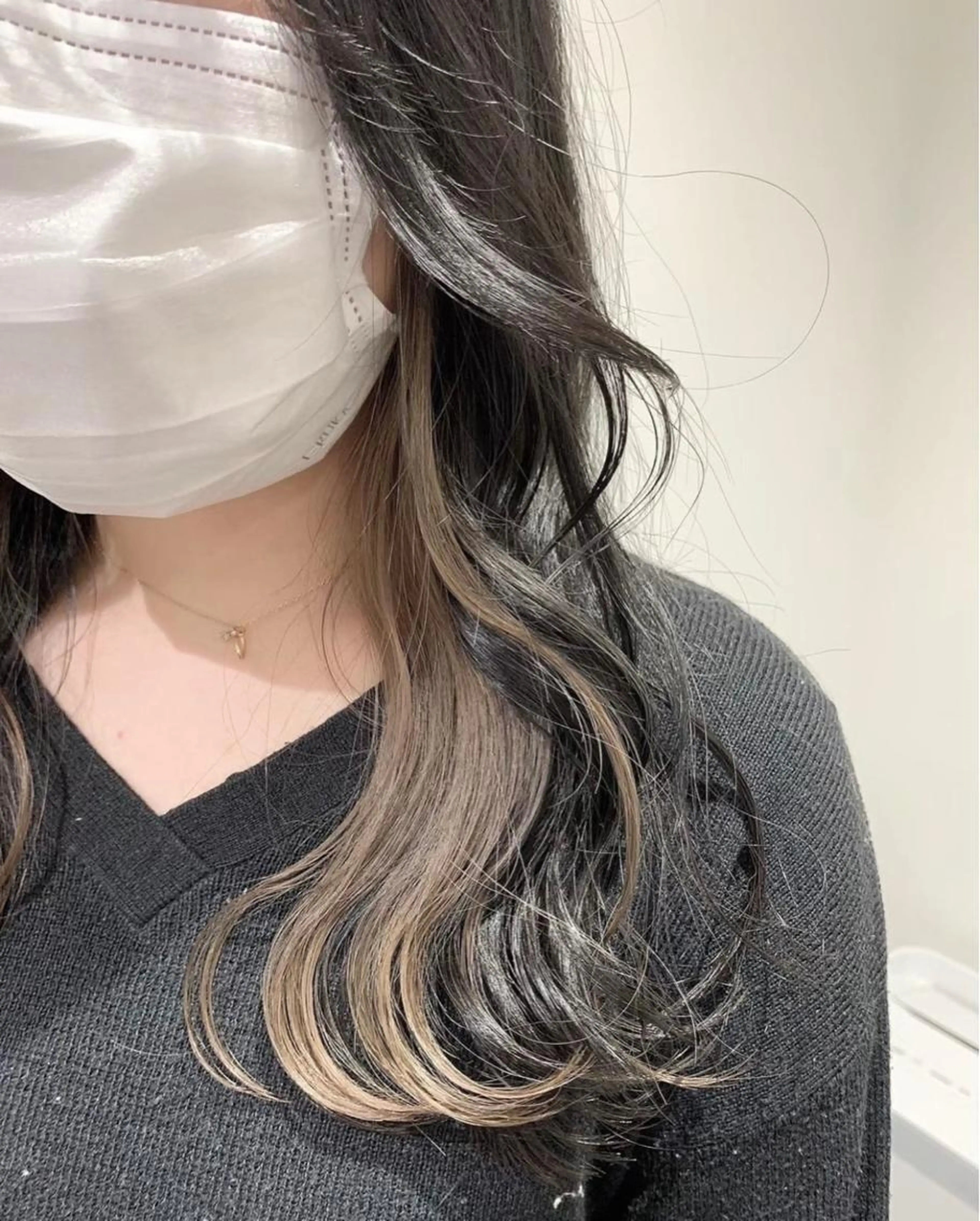 【オンリーワンの髪へ🧡】インナーカラー+卵殻トリートメント✨（１ブリーチ、フルカラー込）の写真