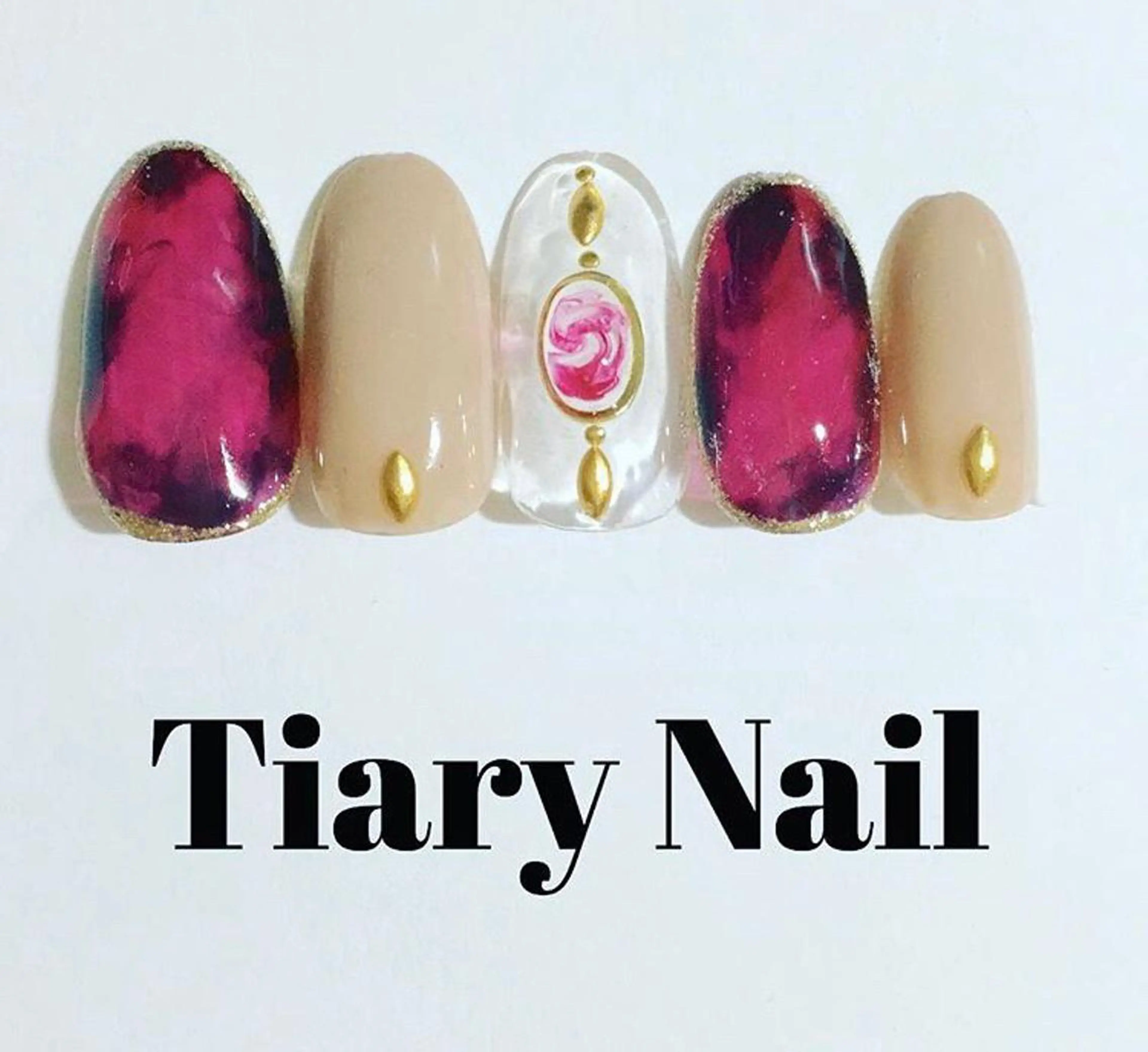 ネイル tiarynail K K🐼のネイルデザイン